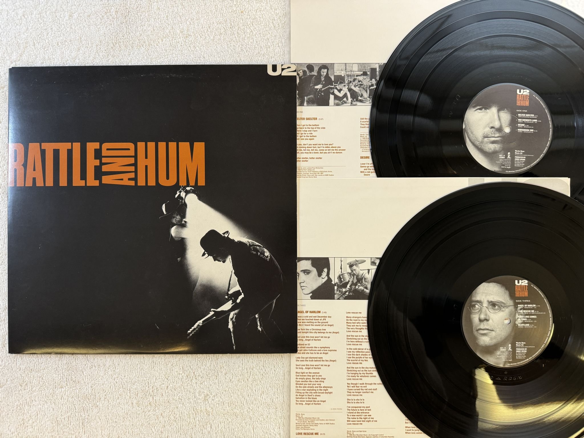 Omslagsbild för skivan U2 rattle and hum 2xLP -88 ncb ISLAND U 27