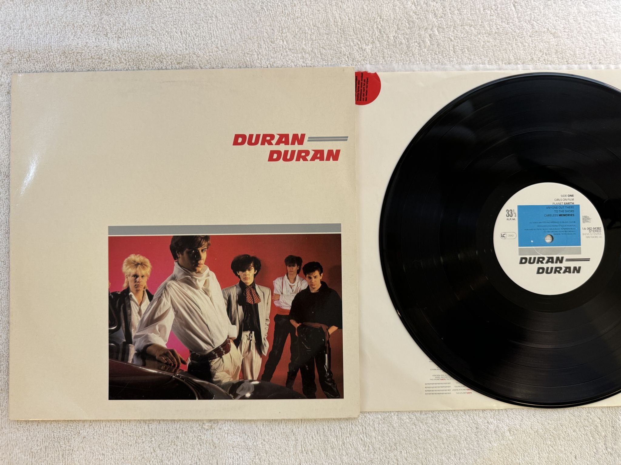 Omslagsbild för skivan DURAN DURAN s/t LP -81 EMI 1A 062-64382