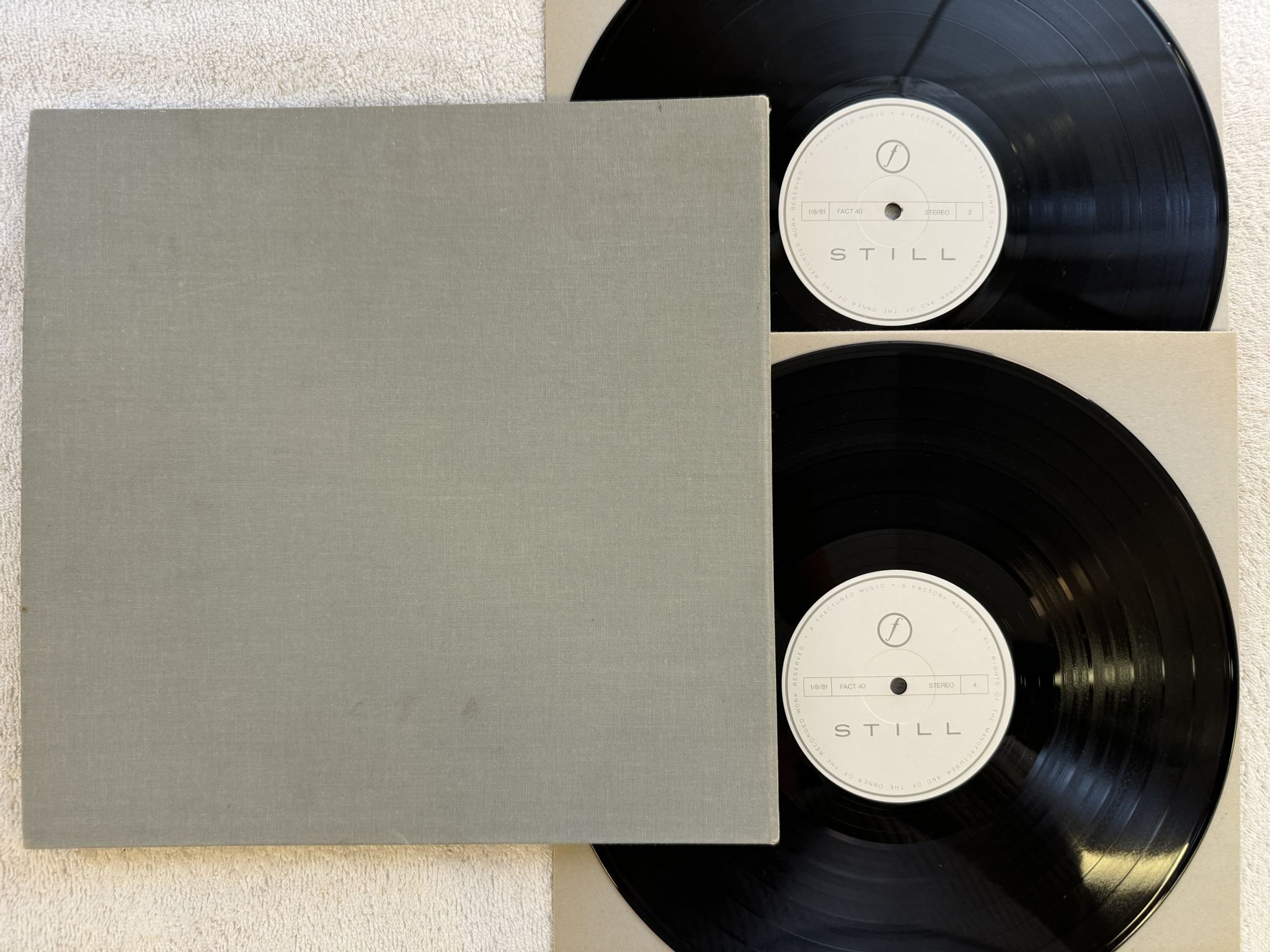 Omslagsbild för skivan JOY DIVISION still 2xLP -81 UK FACTORY FACT 40 *** Clothbound ***