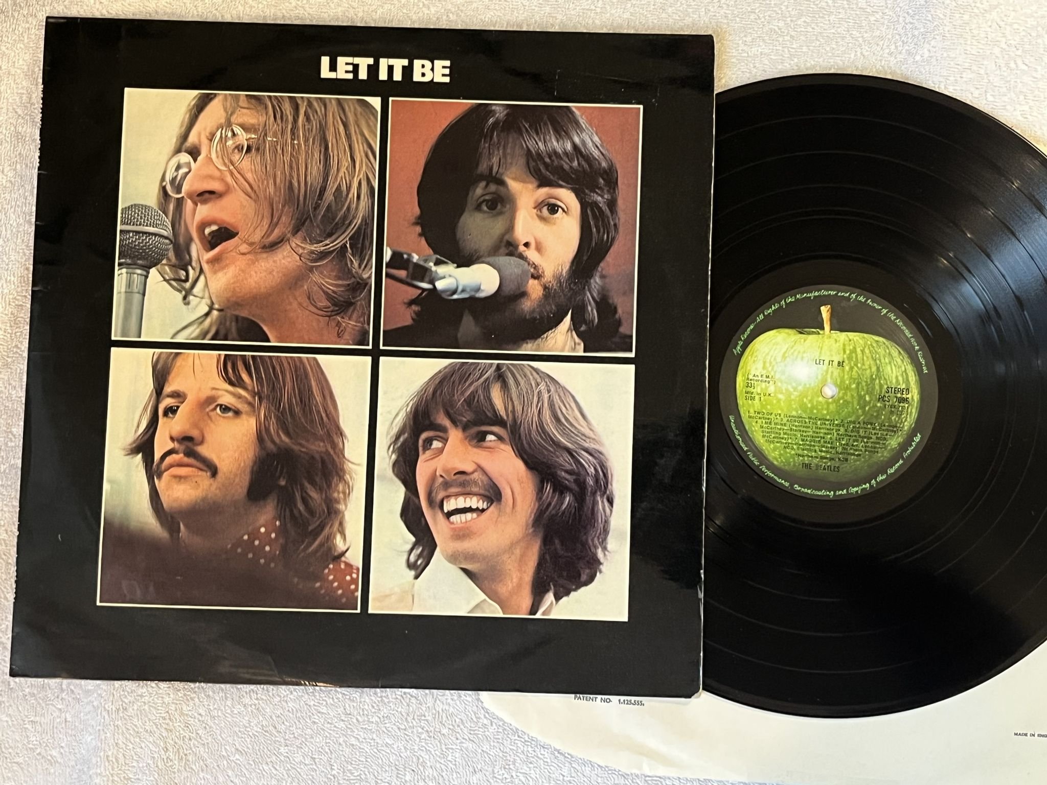 Omslagsbild för skivan THE BEATLES LET IT BE LP -70 UK APPLE PXS 1 ** RARE BOX EDITION **
