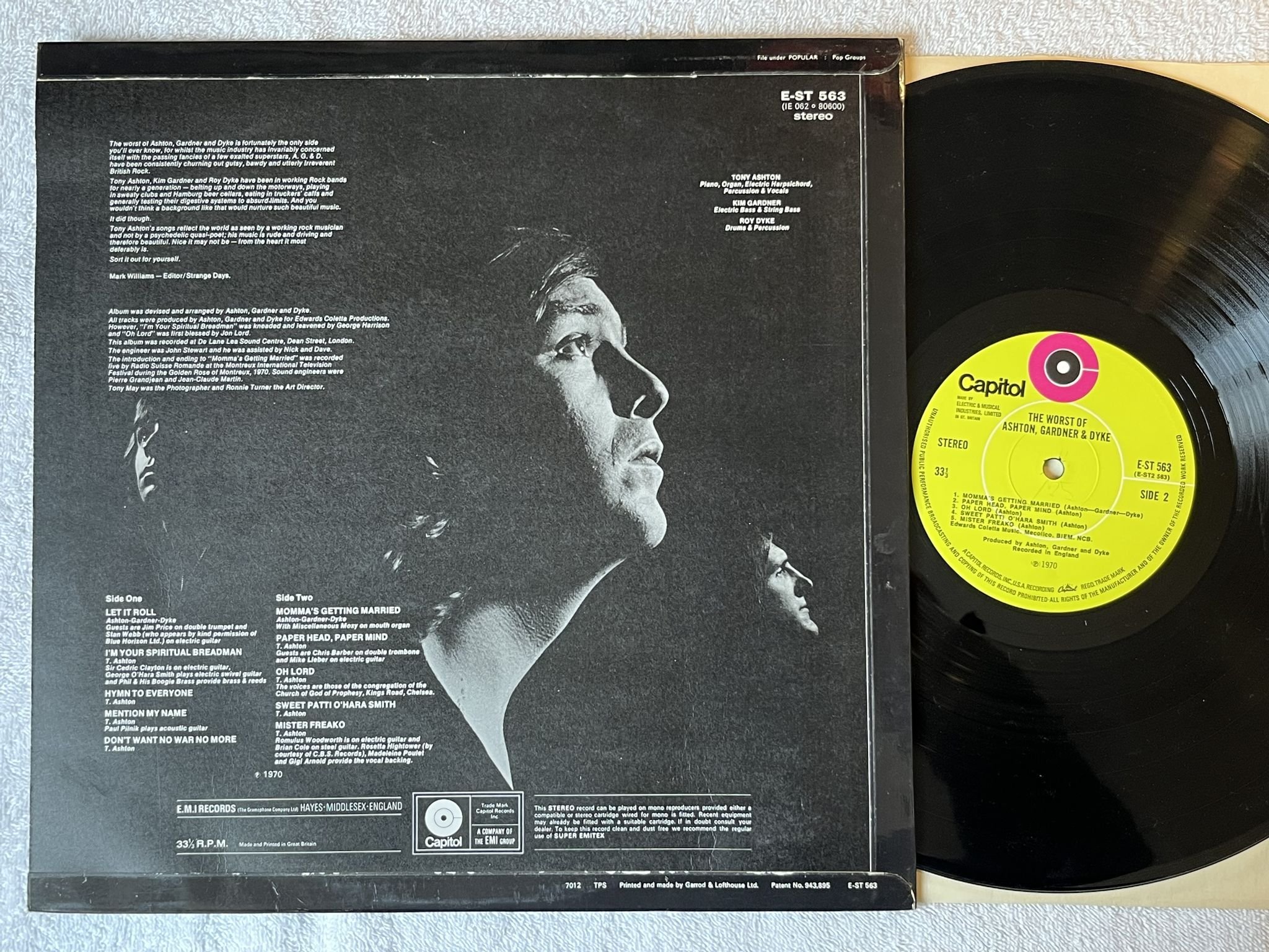 Omslagsbild för skivan Ashton, Gardner + Dyke - the worst of LP -71 UK CAPITOL E-ST 563