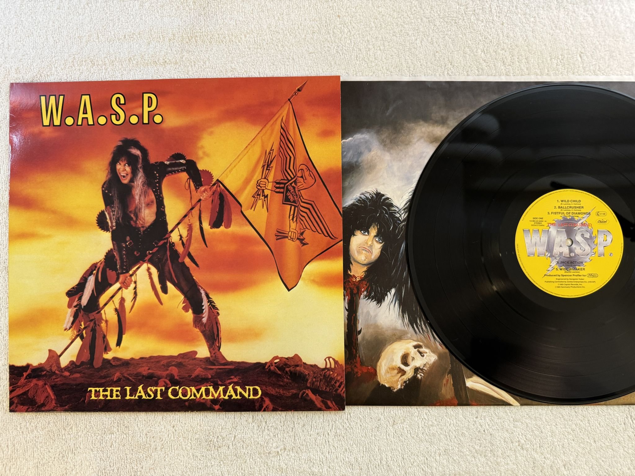 Omslagsbild för skivan W.A.S.P. the last command LP -85 Hol CAPITOL 1A 064-2404291