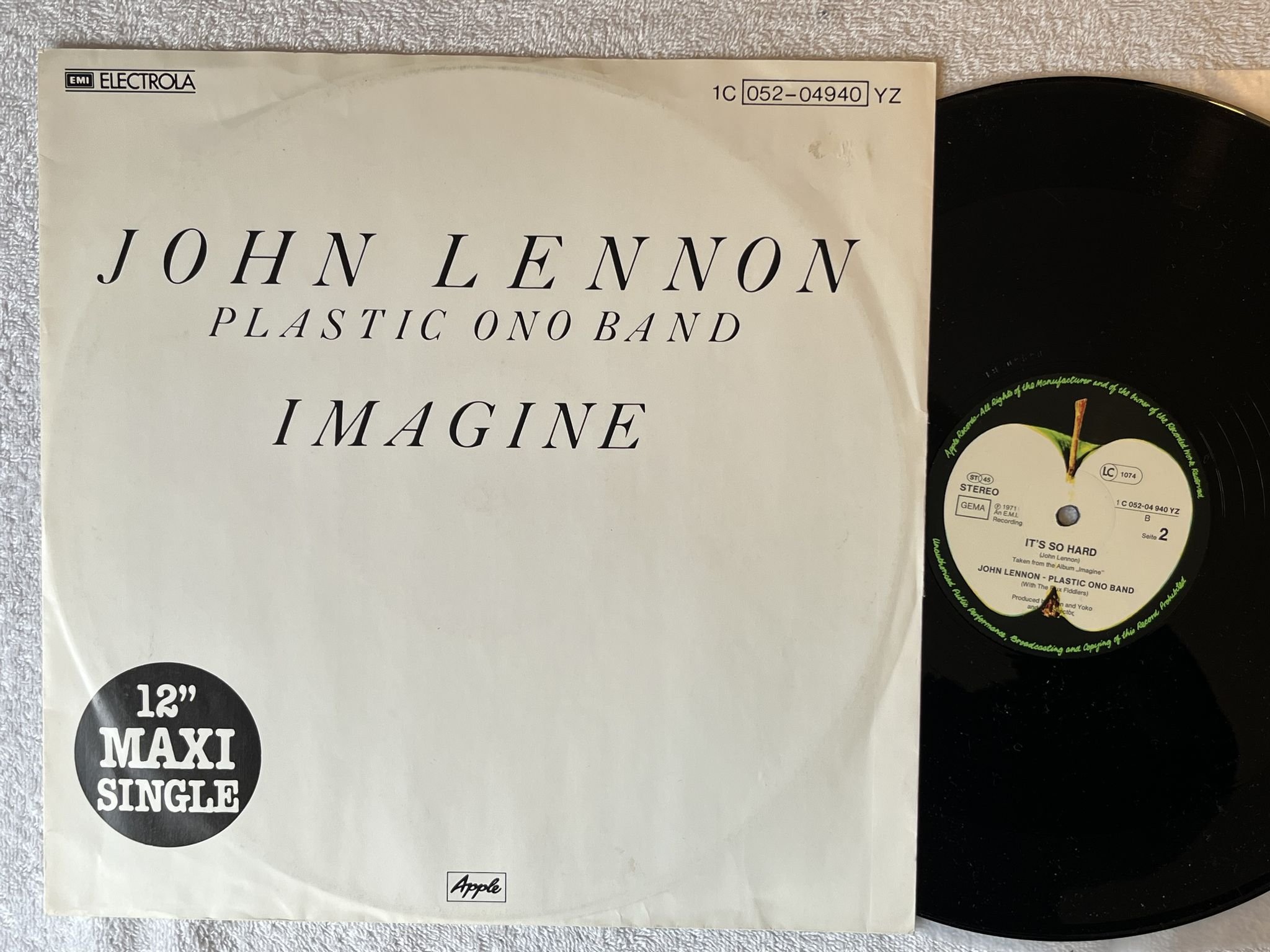 Omslagsbild för skivan JOHN LENNON - PLASTIC ONO BAND Imagine 12"Single -81 Ger APPLE 1C 052-04940 YZ