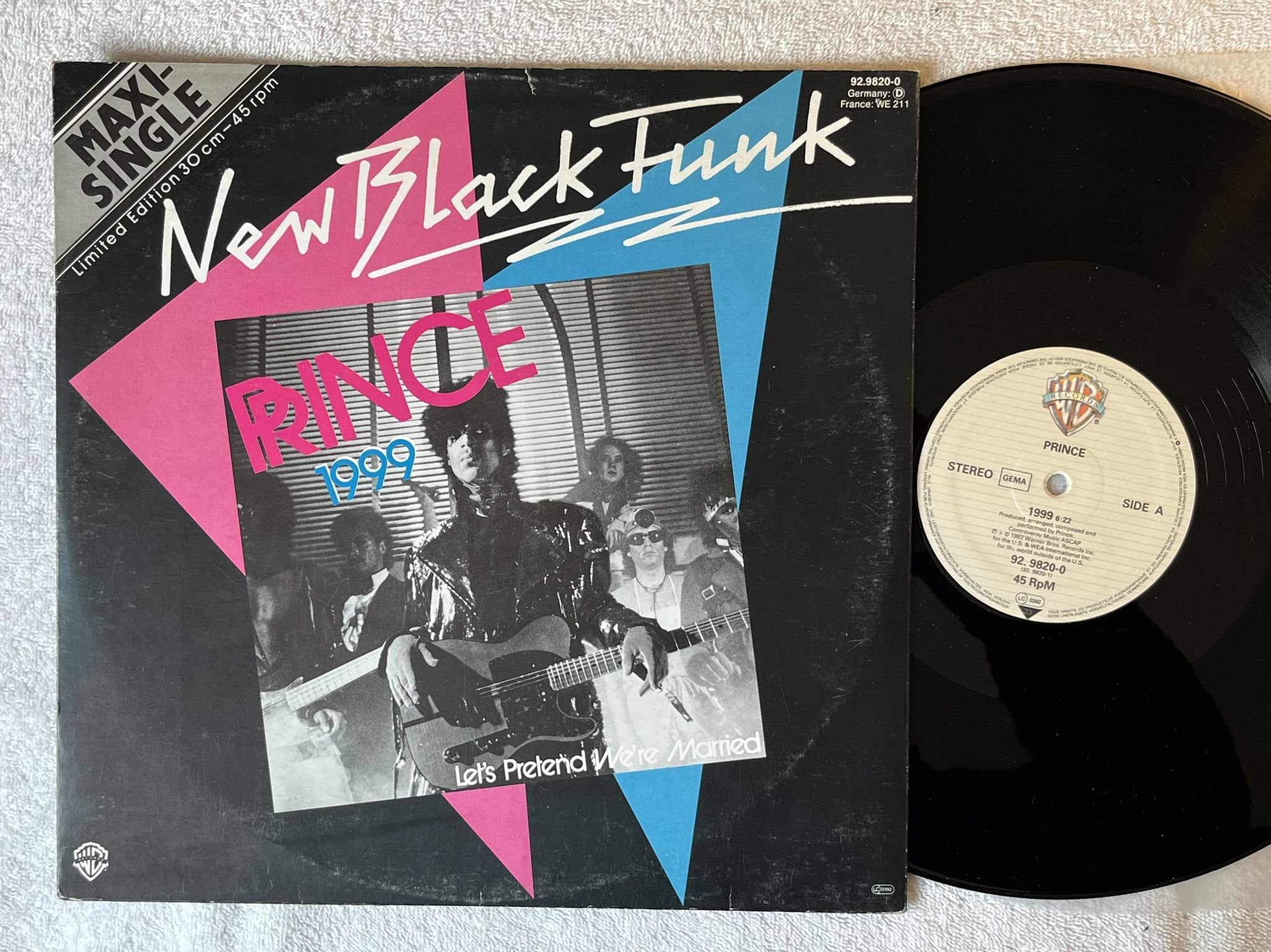 Omslagsbild för skivan PRINCE 1999 12"Single -82 ncb WARNER BROS 929820-0