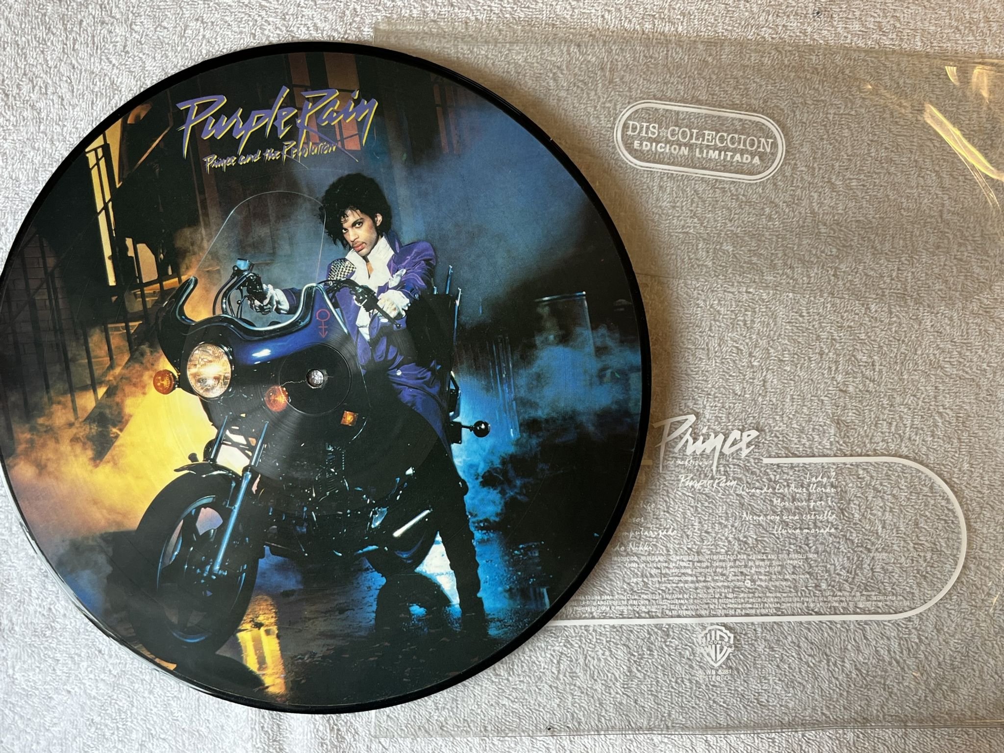 Omslagsbild för skivan PRINCE purple rain LP picture disc -84 Mexico WARNER BROS FLWB-6281