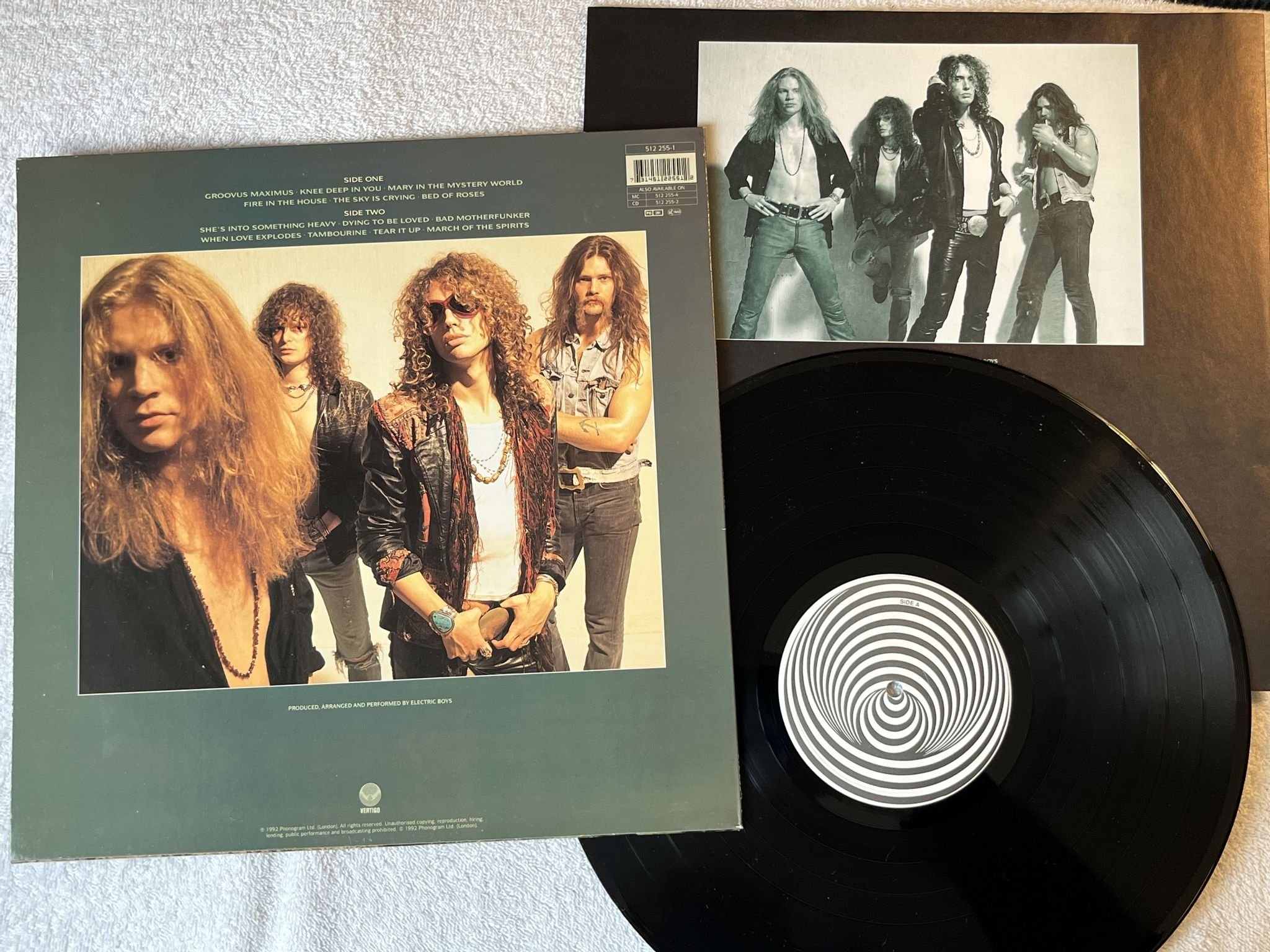 Omslagsbild för skivan ELECTRIC BOYS groovus maximus LP -92 VERTIGO 512255-1