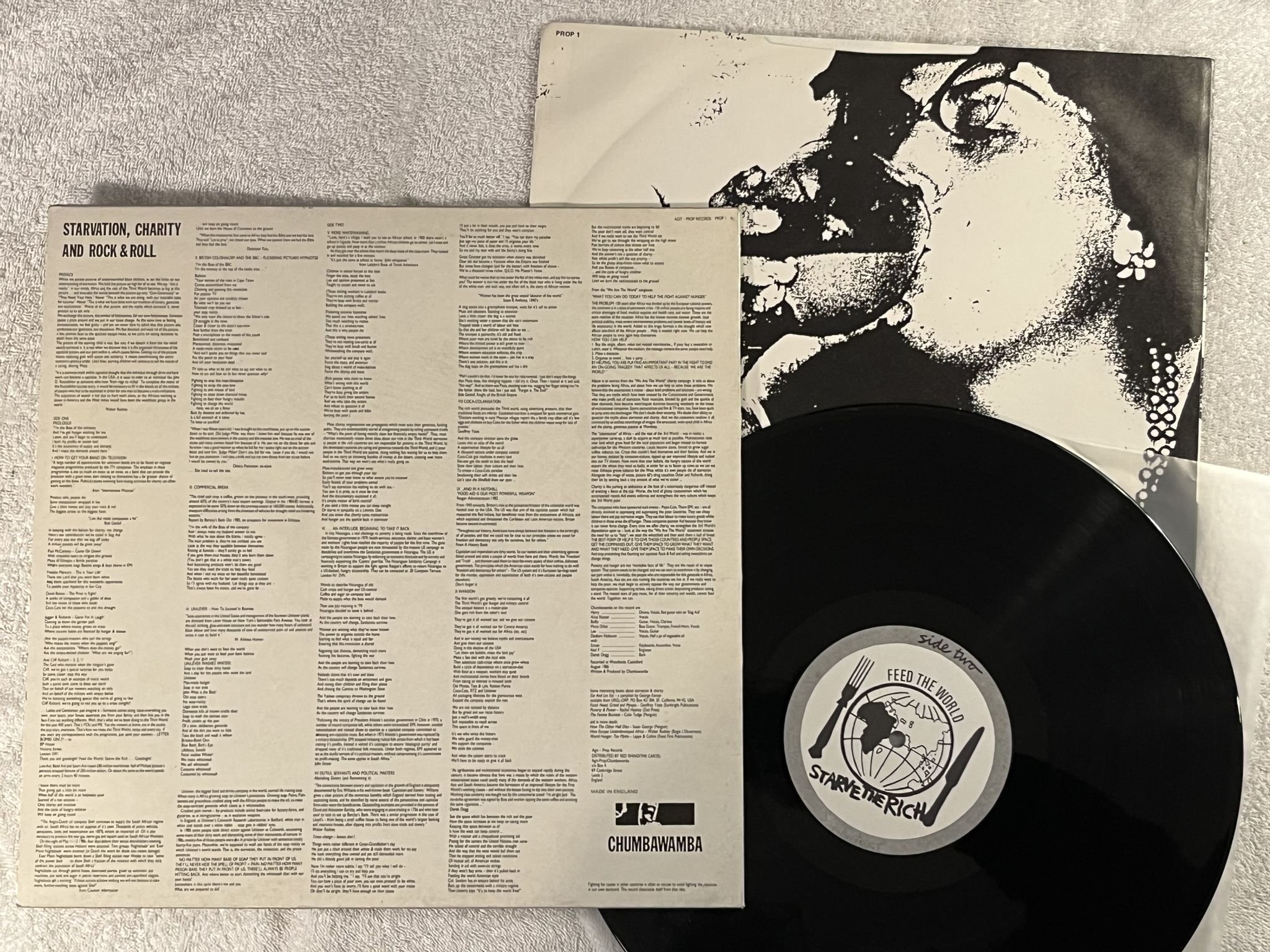 Omslagsbild för skivan Chumbawamba – Pictures Of Starving Children LP -86 AGIT PROP Prop One