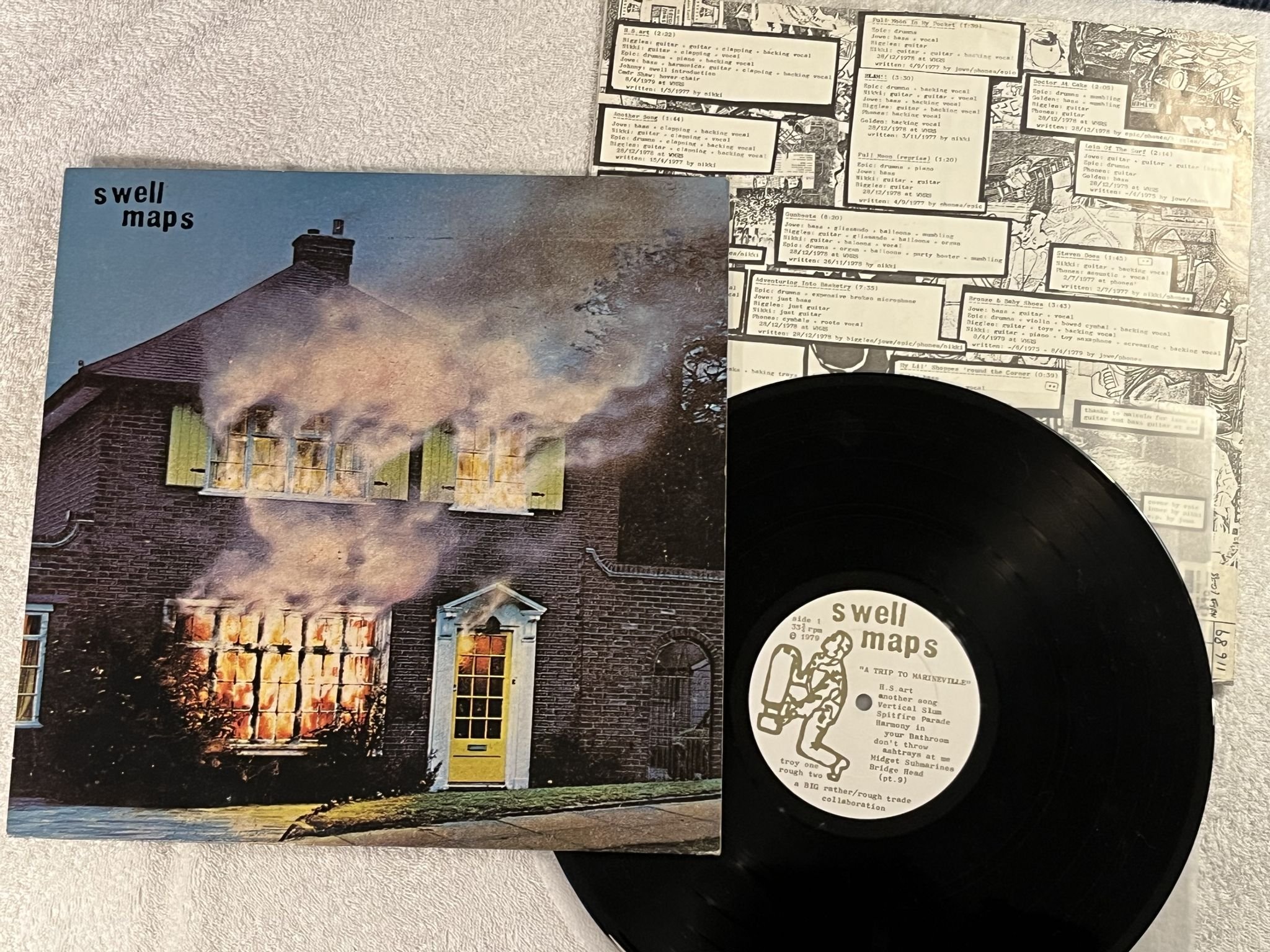 Omslagsbild för skivan SWELL MAPS A Trip To Marineville LP -79 ROUGH TRADE rough two