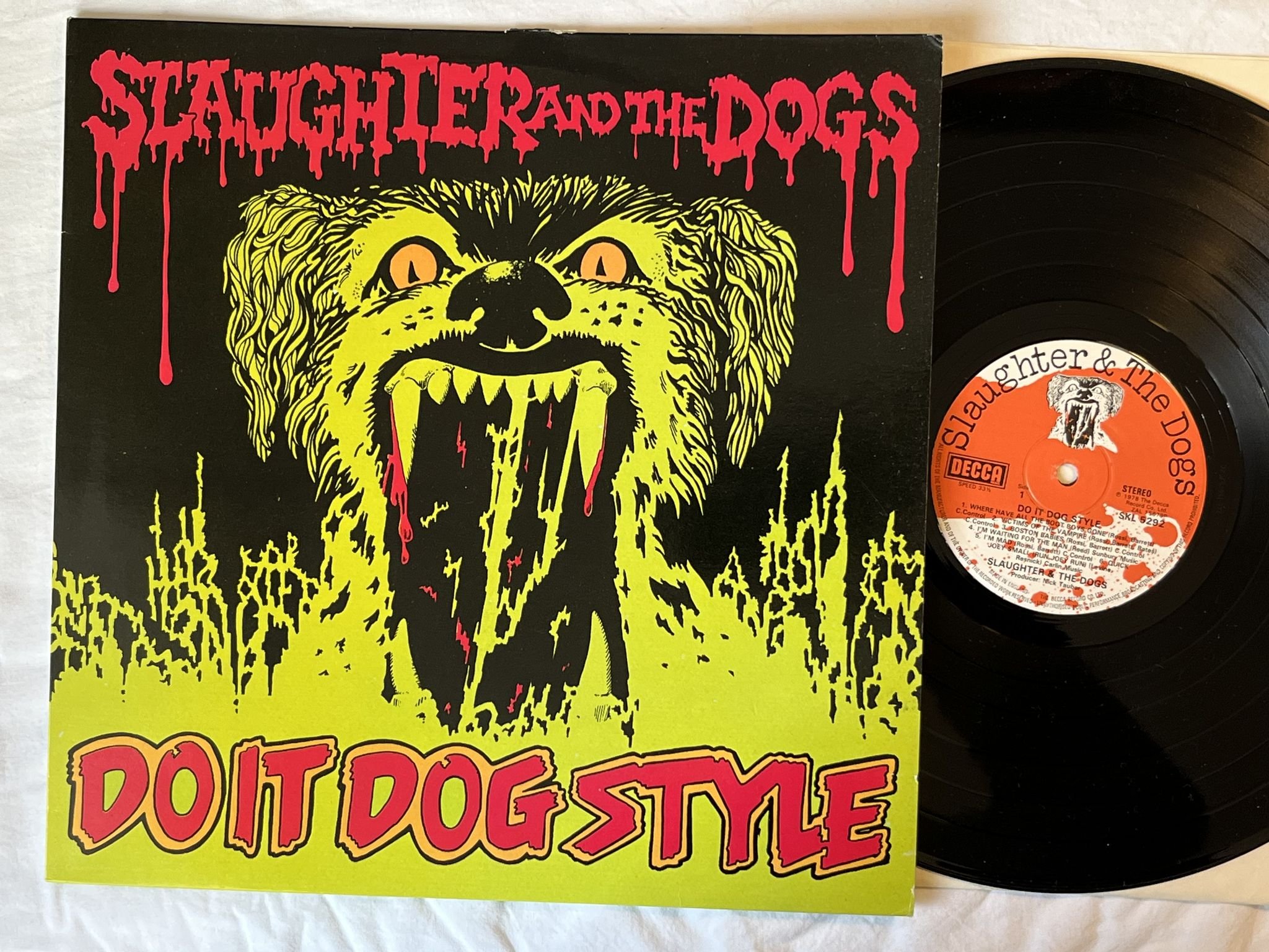 Omslagsbild för skivan SLAUGHTER & THE DOGS s/t LP -78 UK DECCA SKL 5292 *** RARE PUNK ALBUM ***