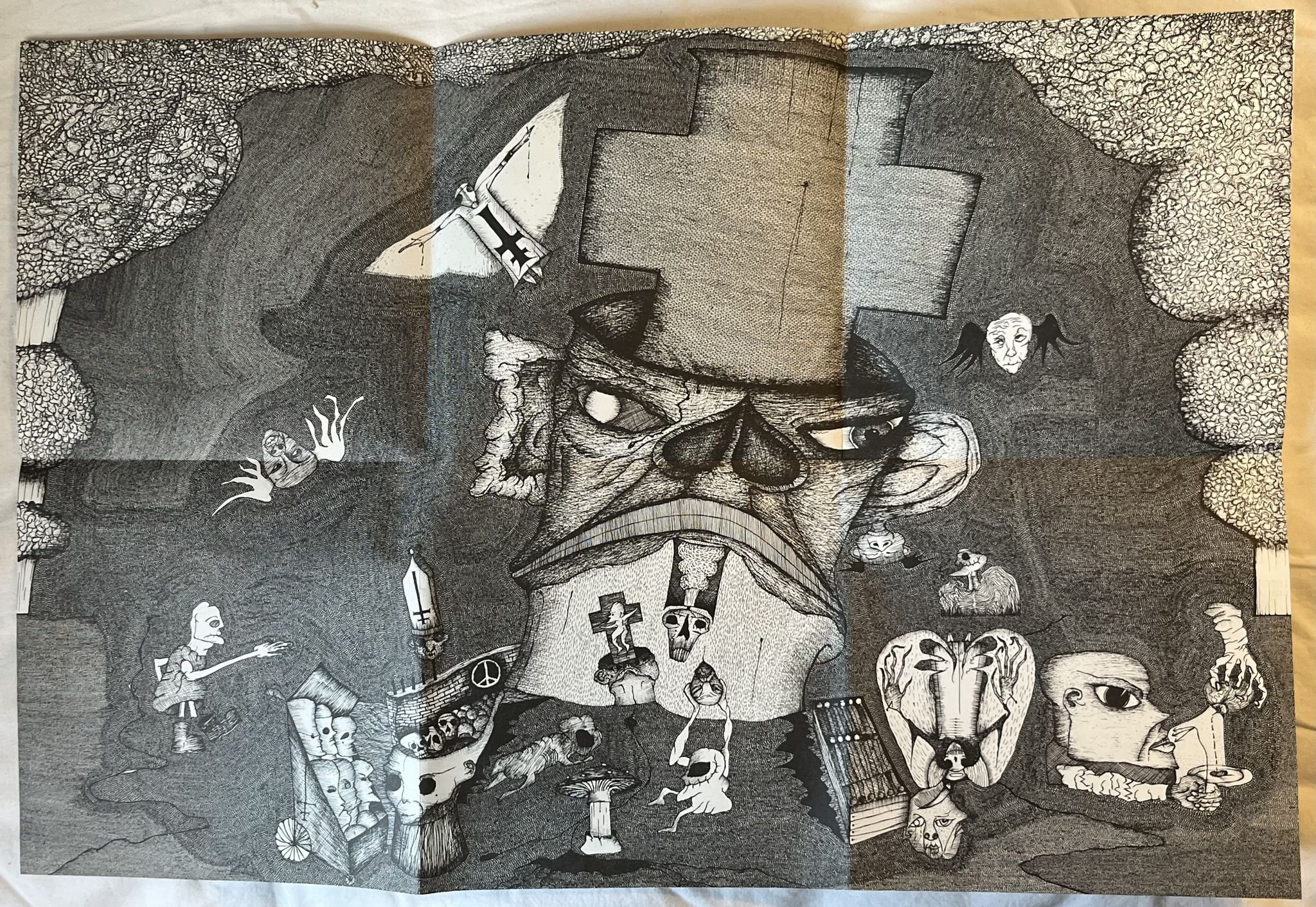 Omslagsbild för skivan RUDIMENTARY PENI Farce 7" -82 UK CRASS 221984/2 *** RARE PUNK ***