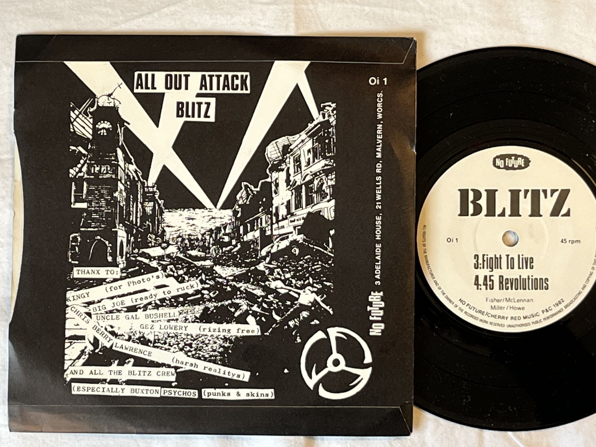 Omslagsbild för skivan BLITZ All Out Attack E.P. 7" -82 UK NO FUTURE Oi 1