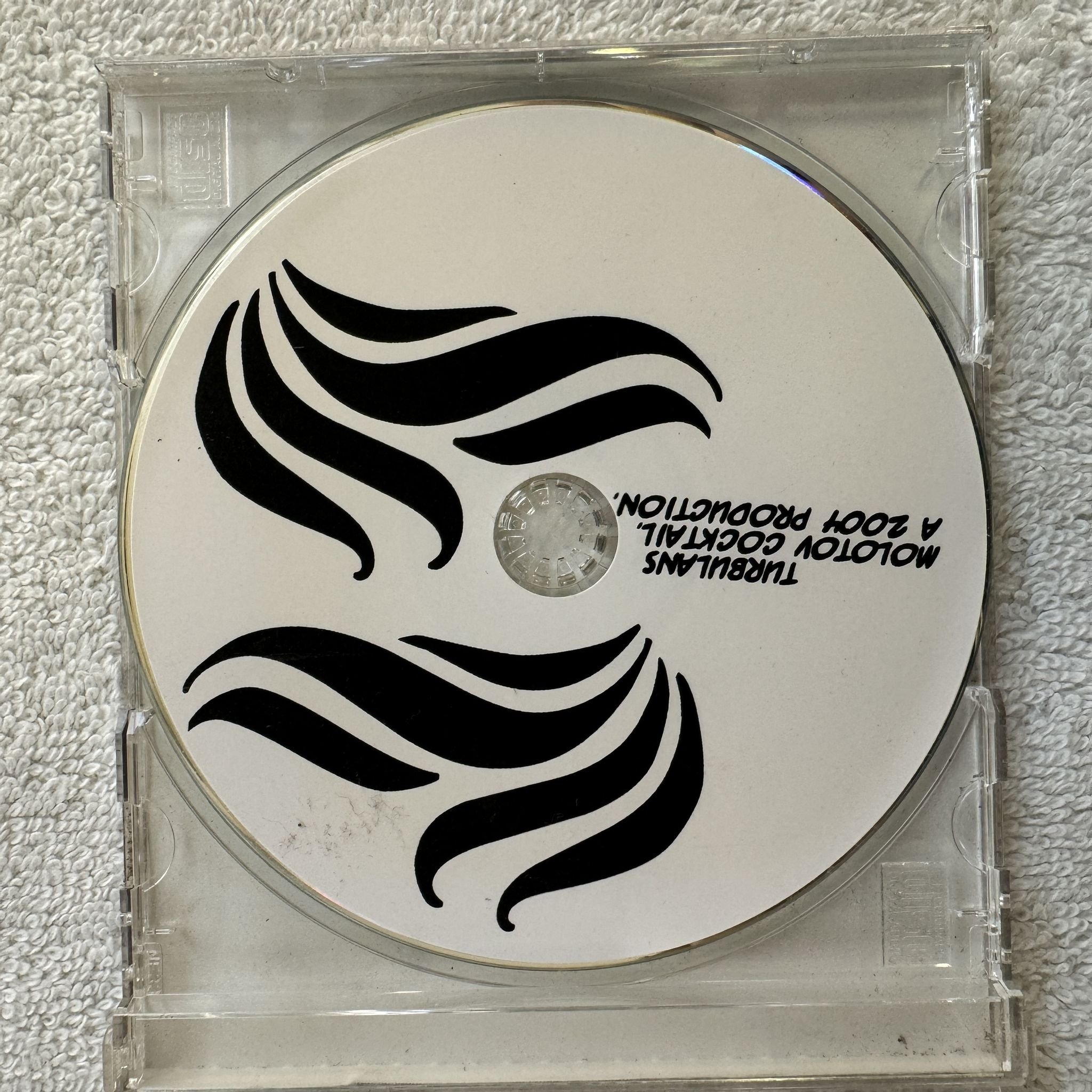 Omslagsbild för skivan TURBULANS molotov cocktail CD 2004 demo SWERAP