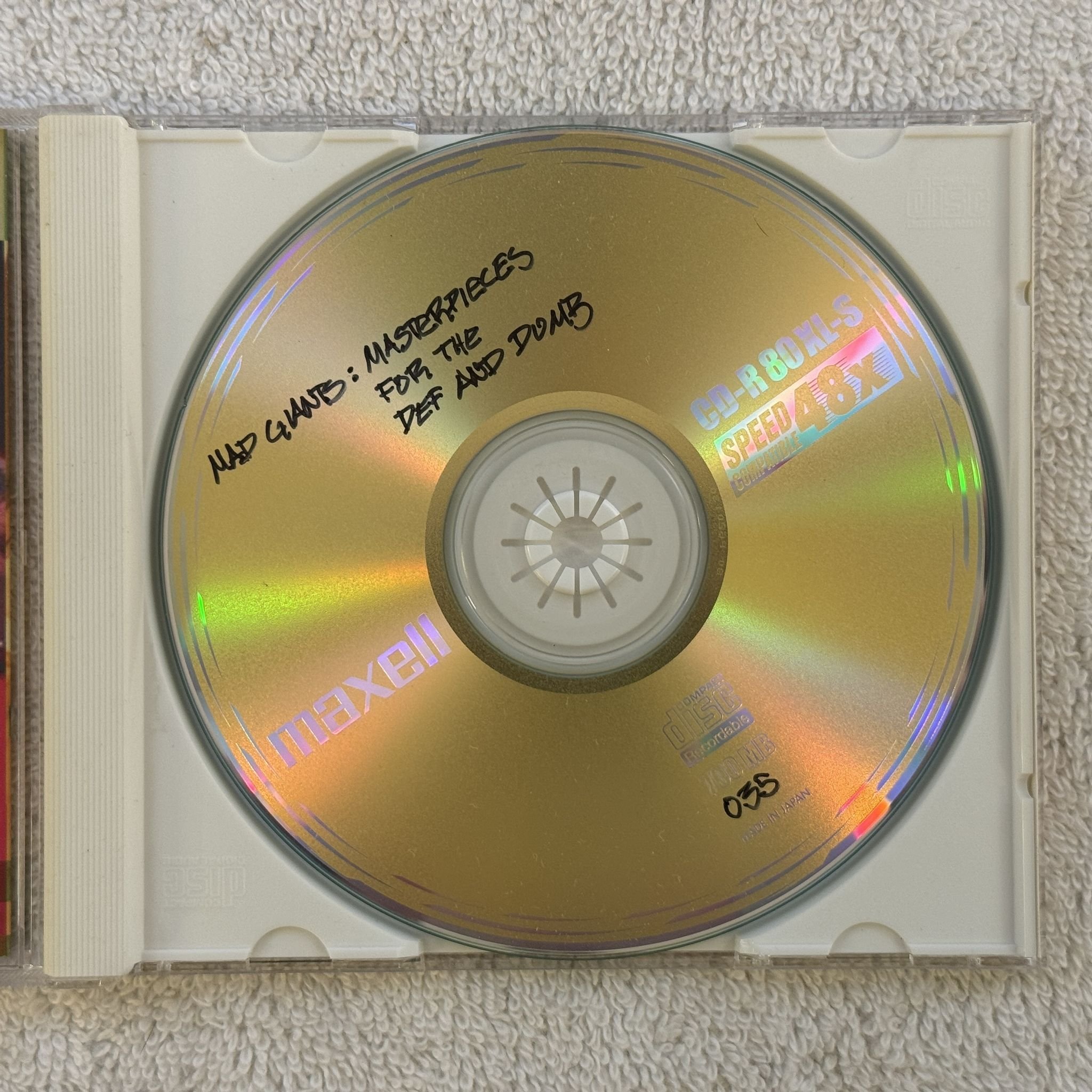 Omslagsbild för skivan THE MAD GIANTS masterpieces for the def & blind CD 2003 SWERAP