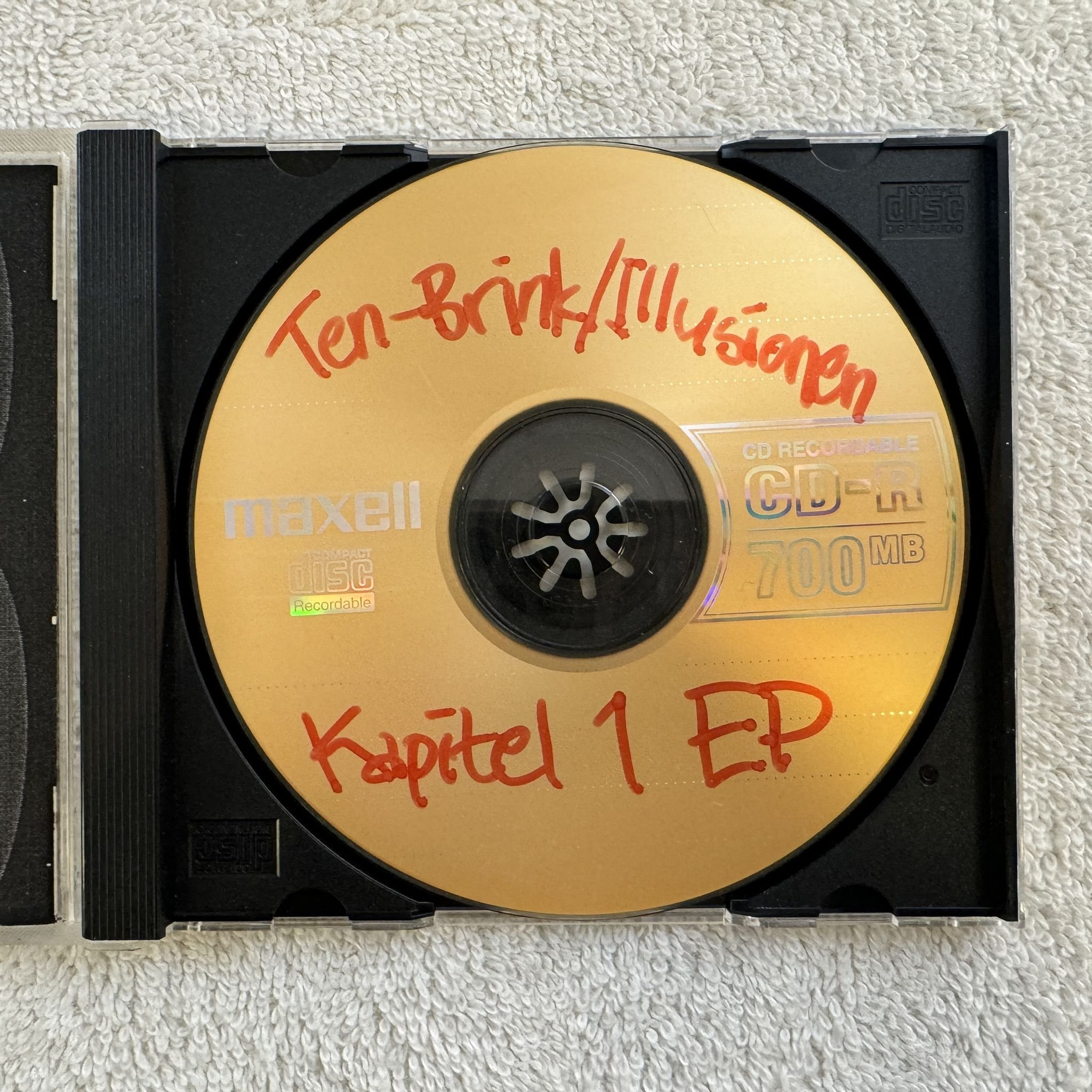 Omslagsbild för skivan TEN-BRINK & ILLUSIONEN kapitel 1 ep CD 200? demo SWERAP