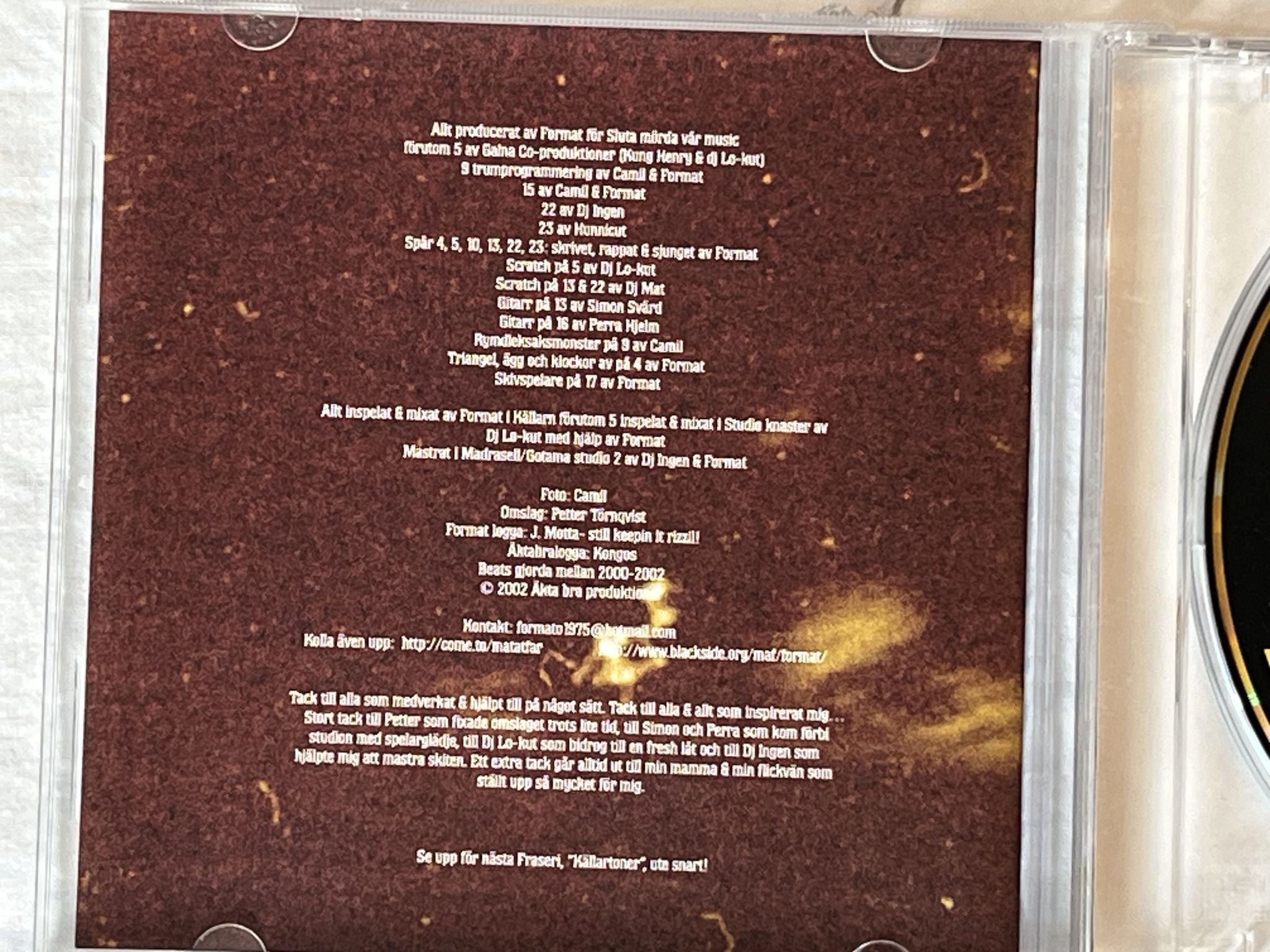 Omslagsbild för skivan FORMAT mörkljus CD 2002 SWERAP