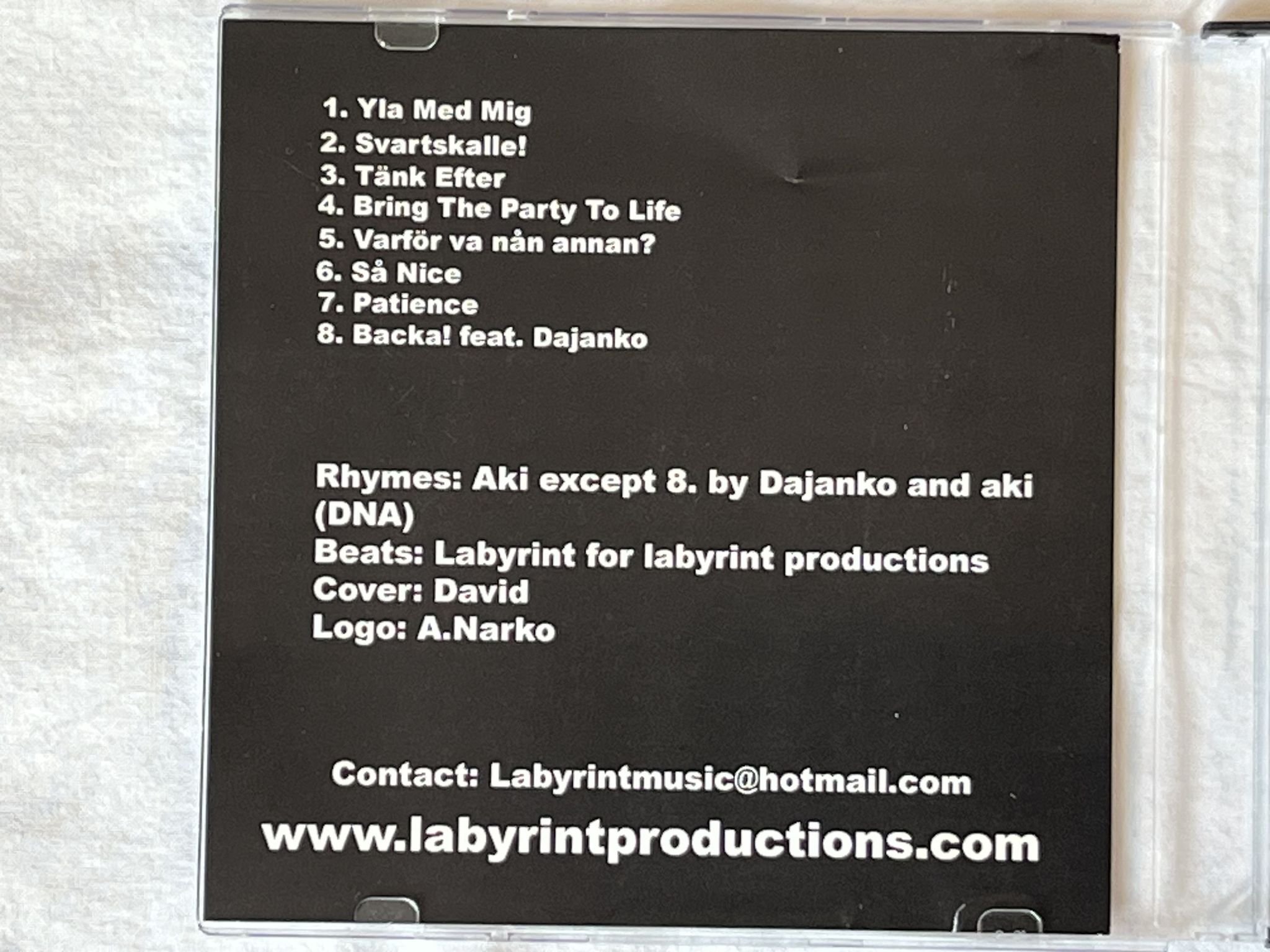 Omslagsbild för skivan AKI s/t CD 2005 LABYRINT PRODUCTIONS demo SWERAP