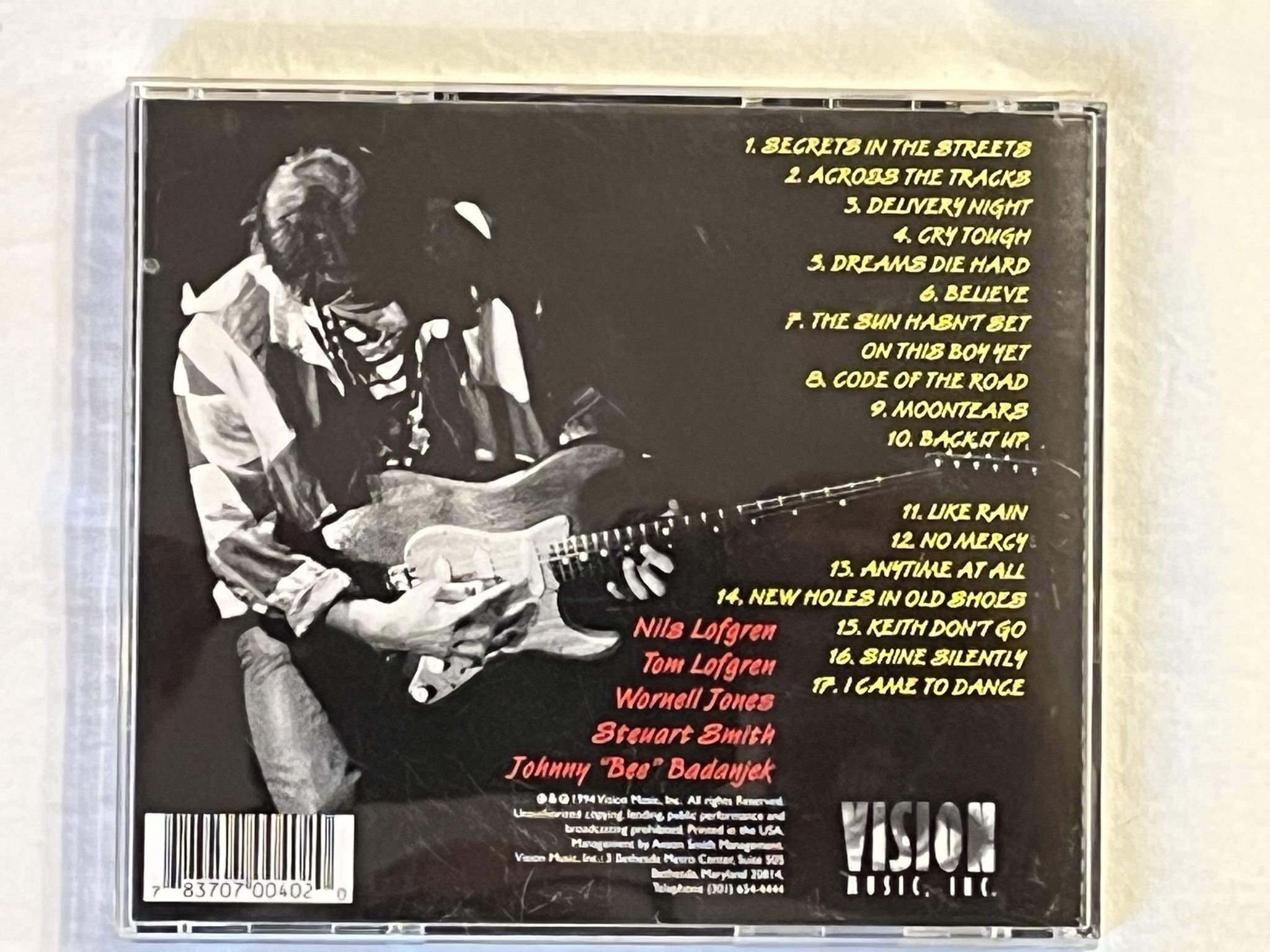 Omslagsbild för skivan NILS LOFGREN Code Of The Road: CD -94 VISION MUSIC VMCD 1002 *** SIGNED ***