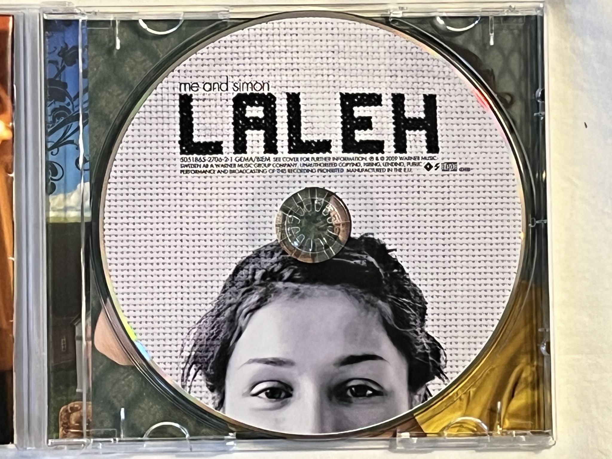 Omslagsbild för skivan LALEH me and simon CD 2009 LOST ARMY 5051865-2706-2-1 *** SIGNED ***