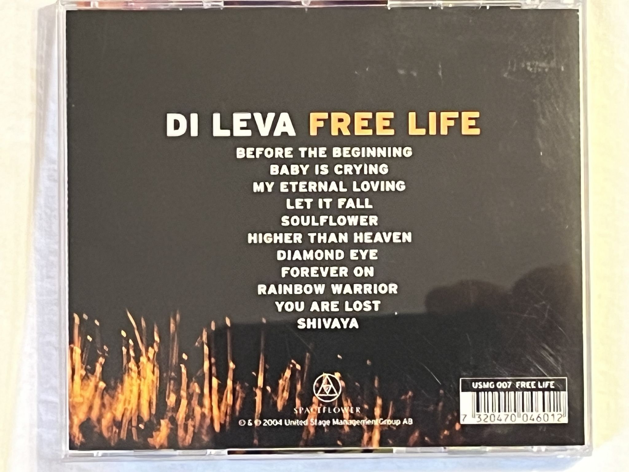 Omslagsbild för skivan DI LEVA free life CD 2005 SPACEFLOWER USMG 007 *** SIGNED ***
