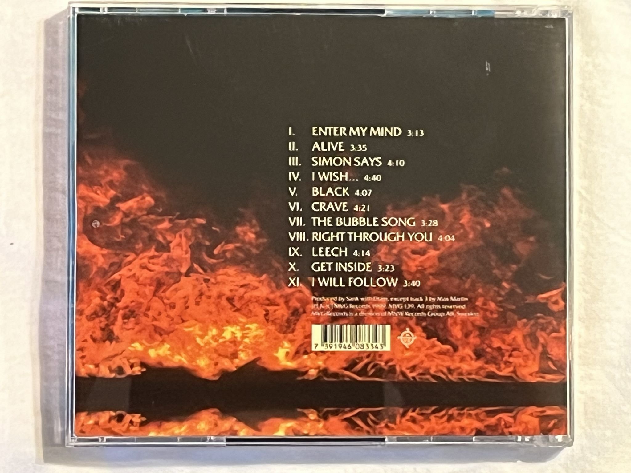 Omslagsbild för skivan DRAIN Freaks Of Nature CD -99 MGV 139 ** FULLY SIGNED ***