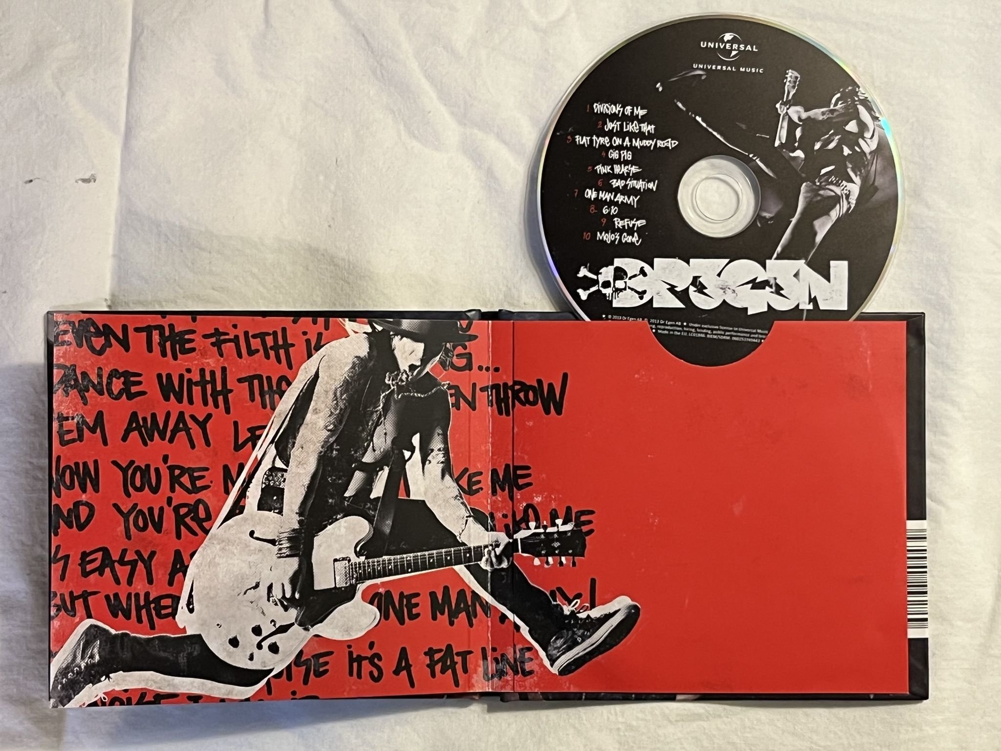 Omslagsbild för skivan DREGEN s/t CD 2013 UNIVERSAL 060253749443 *** SIGNED ***