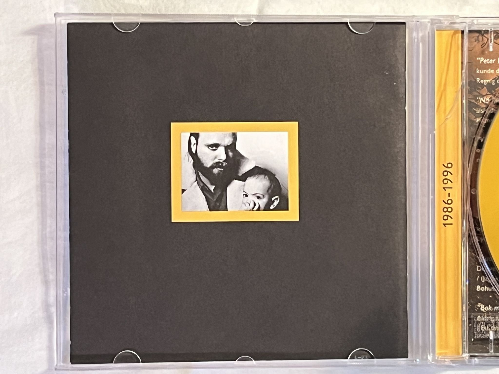 Omslagsbild för skivan PETER LeMARC LeMarcologi 1986 - 1996 CD -96 MNW – MNWCD 289 *** SIGNED ***