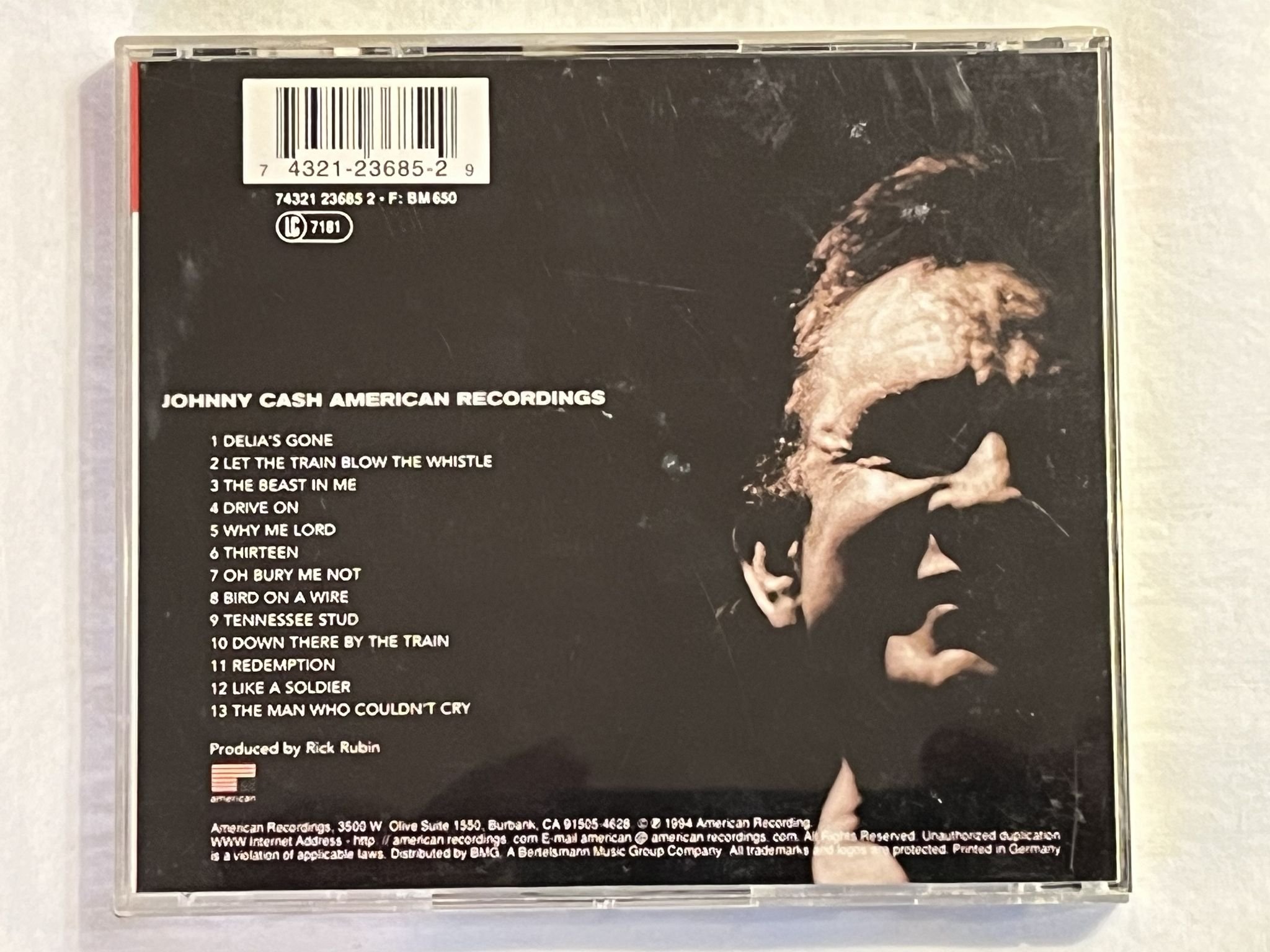 Omslagsbild för skivan JOHNNY CASH Cash CD -94 *** SIGNED by JOHNNY CASH *** !!!!! WOW !!!!!