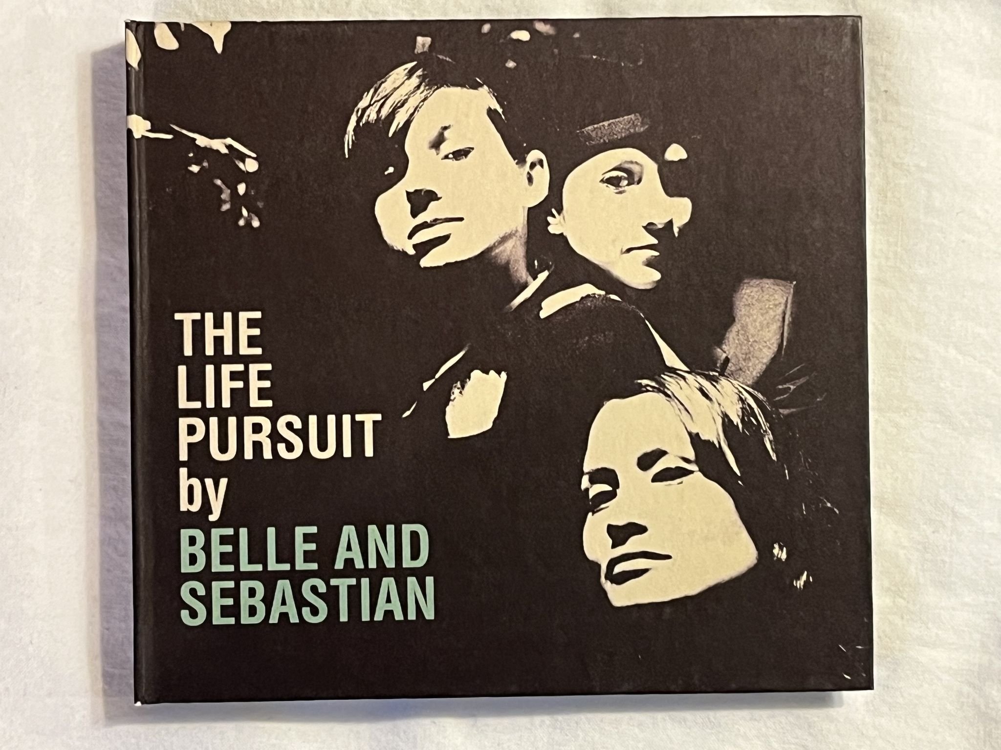 Omslagsbild för skivan BELLE AND SEBASTIAN The Life Pursuit CD 2006 rough trade RTRADCD280 ** SIGNED **