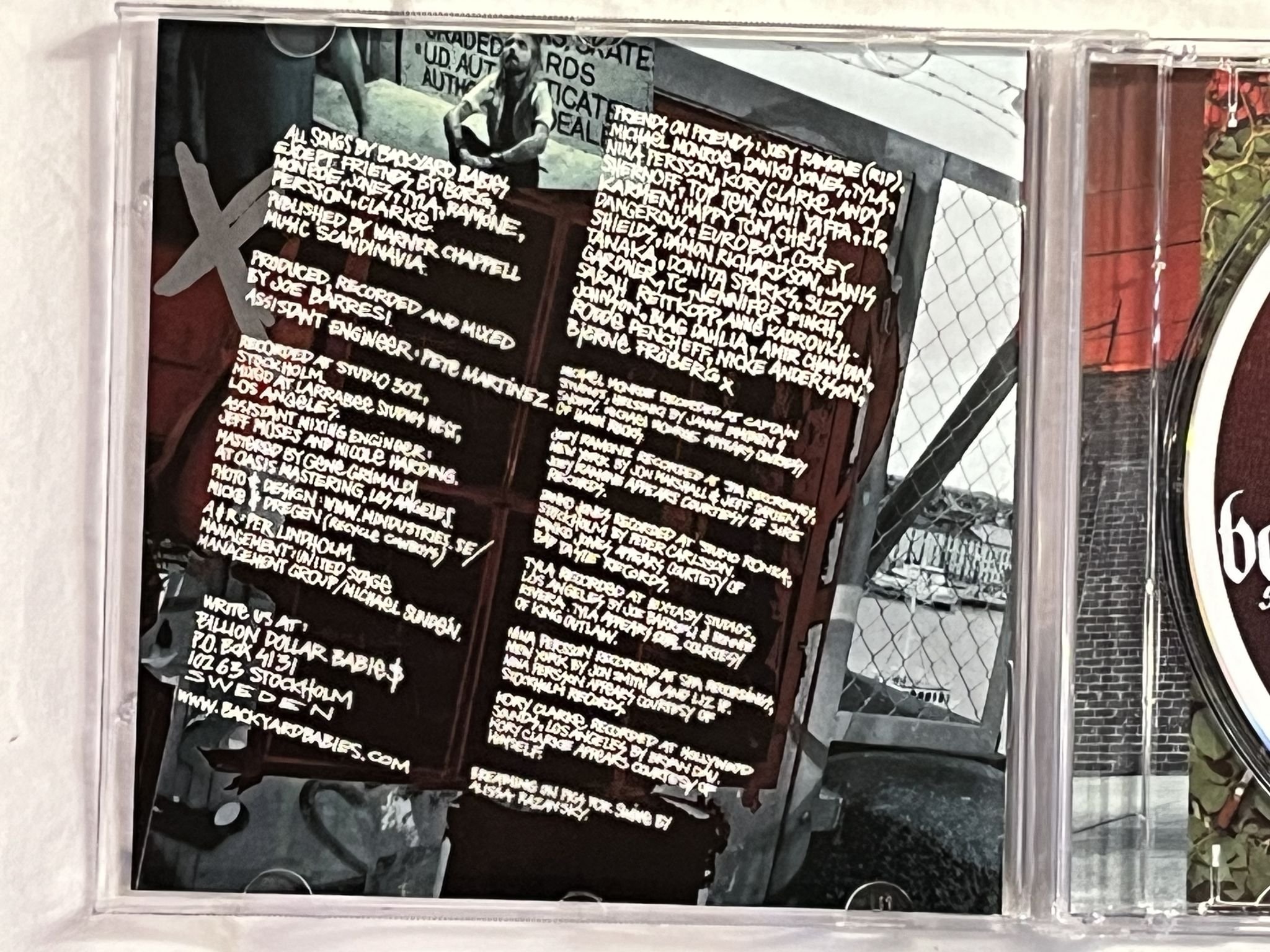 Omslagsbild för skivan BACKYARD BABIES Stockholm Syndrome CD 2003 RCA 82876 57587 2 ** SIGNED **