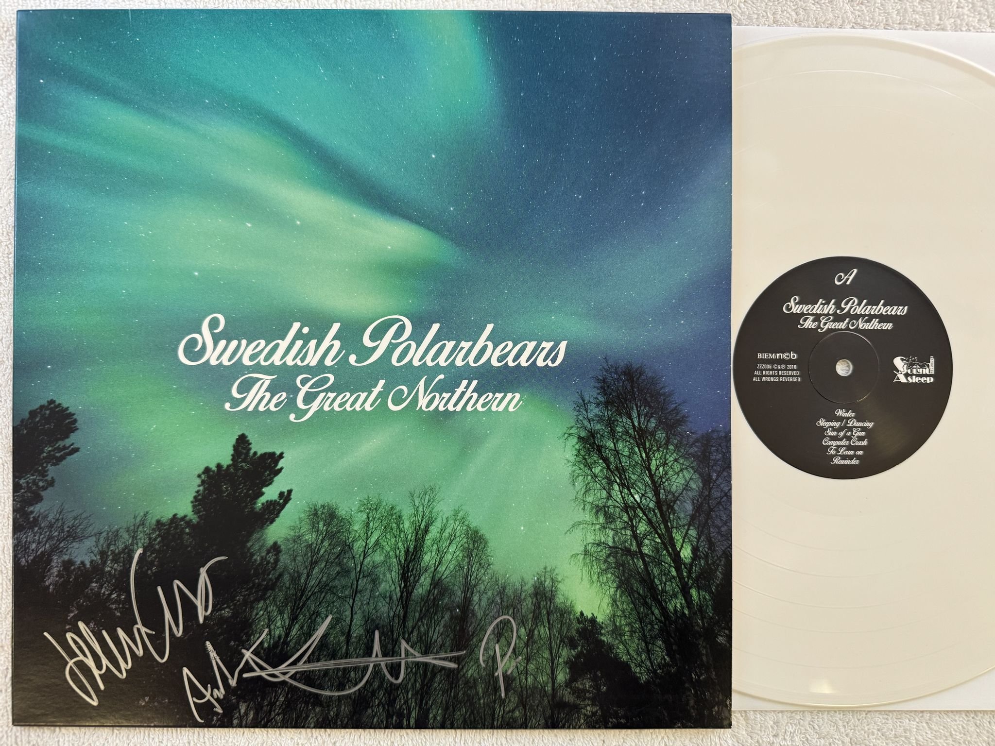 Omslagsbild för skivan SWEDISH POLARBEARS the great northern LP SOUND ASLEEP ZZZ035 *** Signed ***