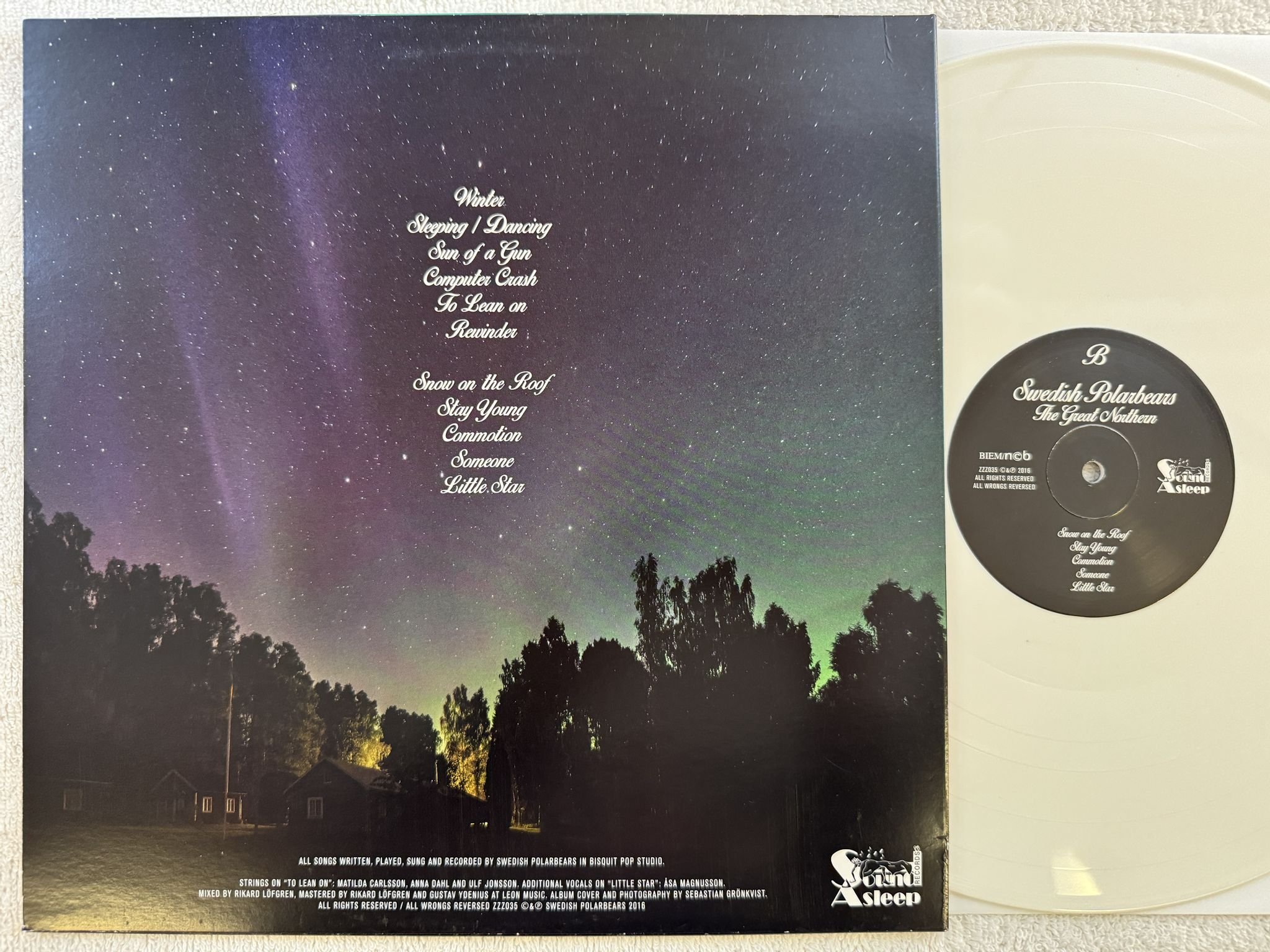 Omslagsbild för skivan SWEDISH POLARBEARS the great northern LP SOUND ASLEEP ZZZ035 *** Signed ***