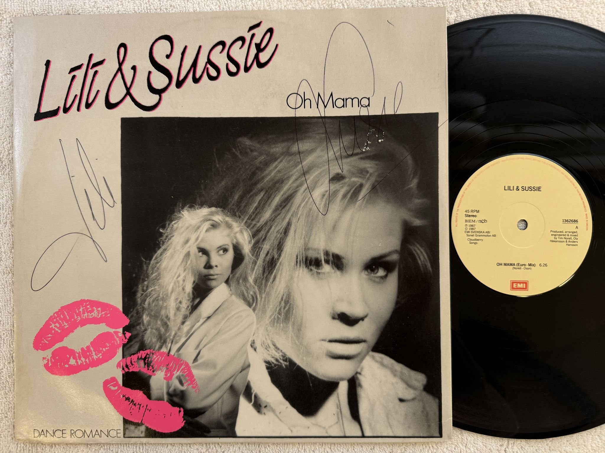 Omslagsbild för skivan LILI & SUSSIE Oh mama 12"single -87 EMI 1362686 *** Signed ***