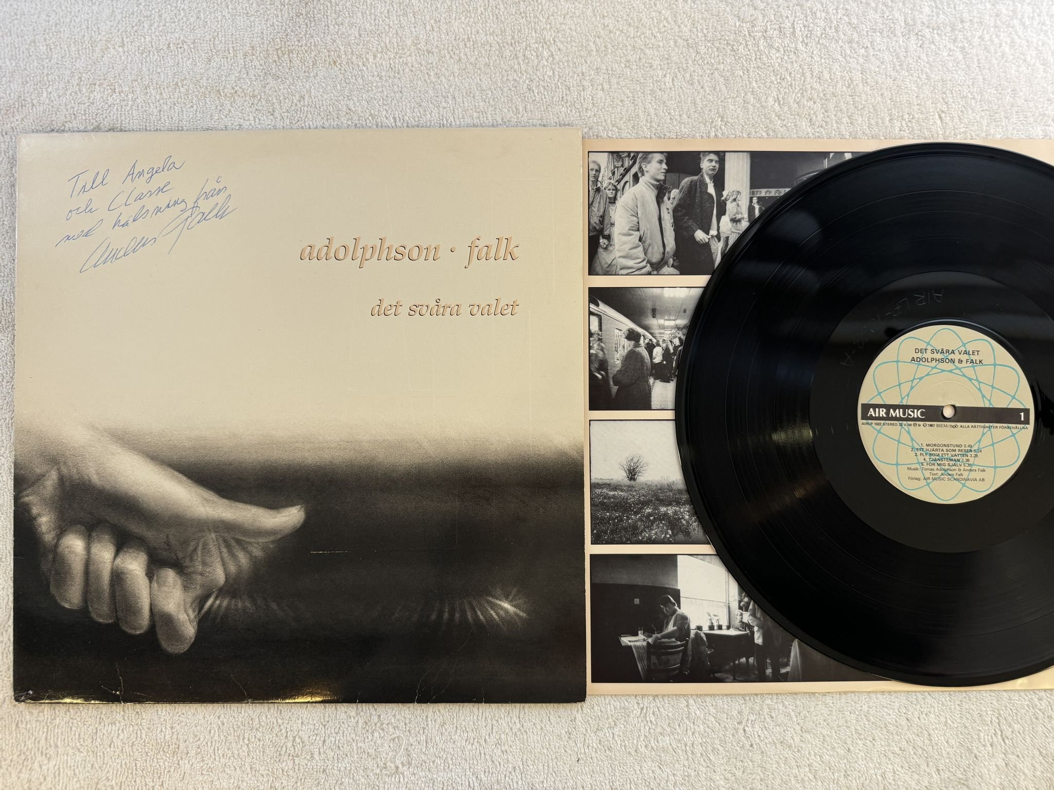 Omslagsbild för skivan ADOLPHSON & FALK det svåra valet LP -87 AIR MUSIC airlp 1022 *** SIGNED ***