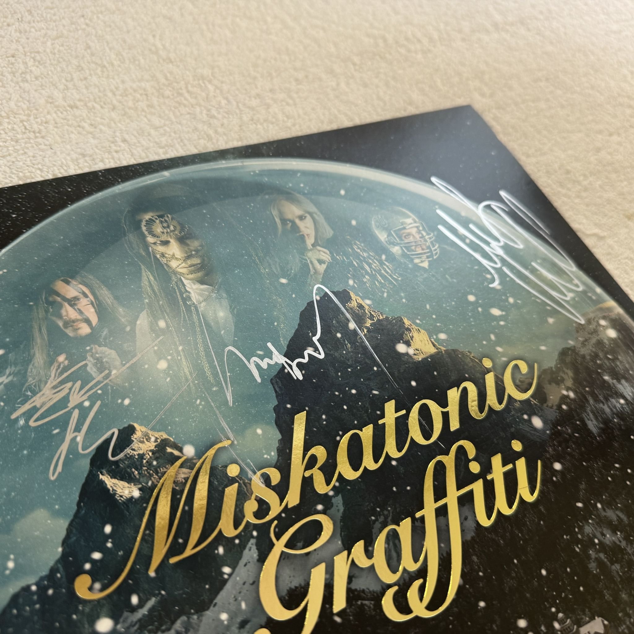 Omslagsbild för skivan CASABLANCA Miskatonic Graffiti 2xLP 2015 DESPOTZ DXLP023 *** FULLY SIGNED ***