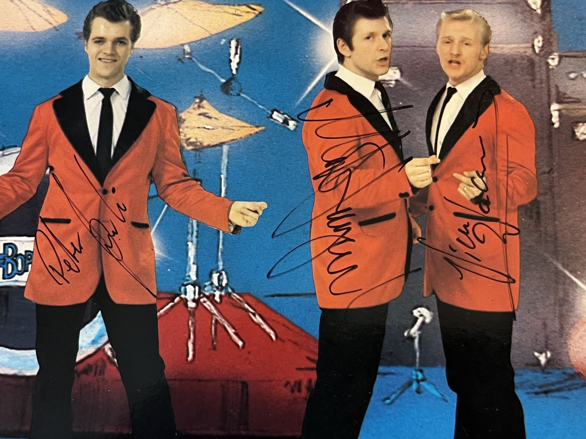 Omslagsbild för skivan THE BOPPERS keep on boppin' LP -79 Swer SOSLP 002 ** FULLY SIGNED **