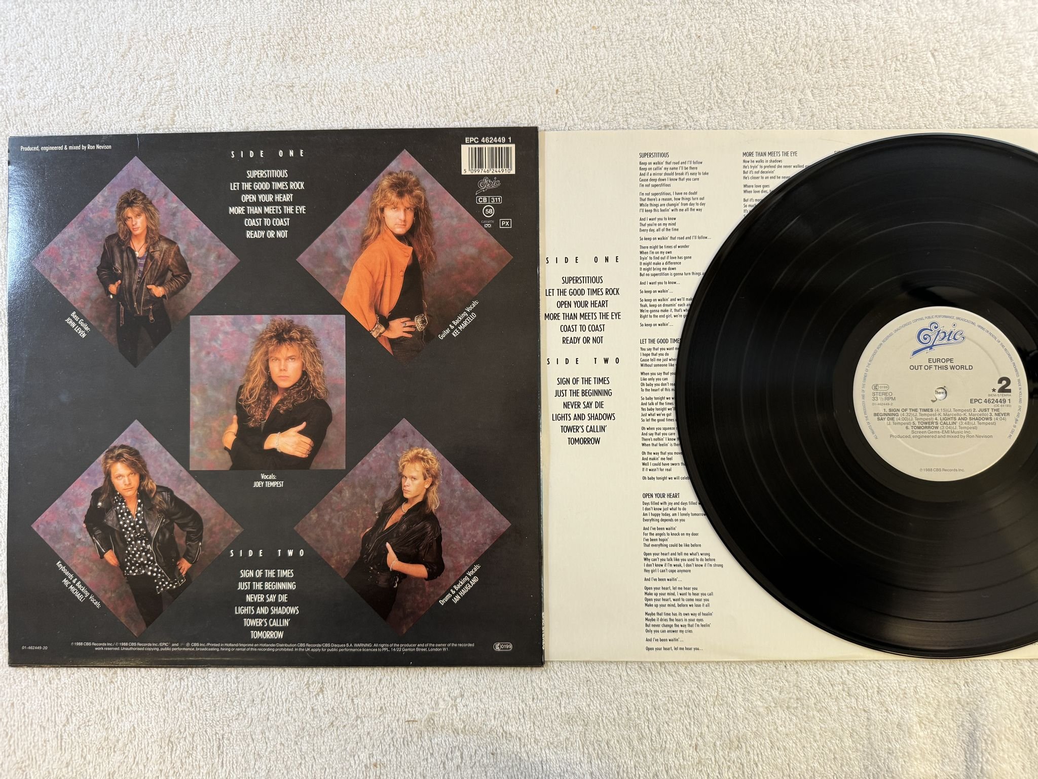 Omslagsbild för skivan EUROPE out of this world LP -88 Hol EPIC EPC 4624491 *** FULLY SIGNED ***