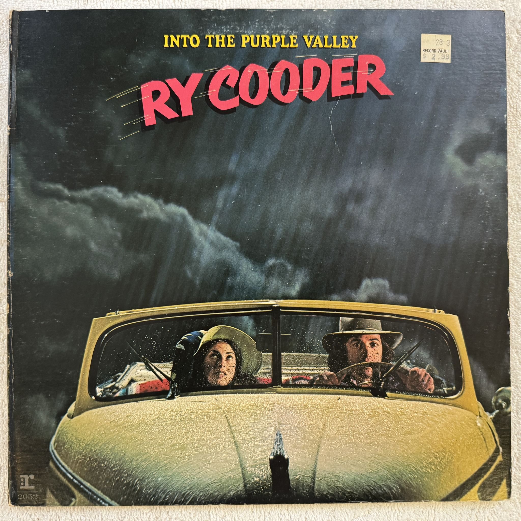Omslagsbild för skivan RY COODER into the purple valley LP US REPRISE MS 2052 *** SIGNED ***