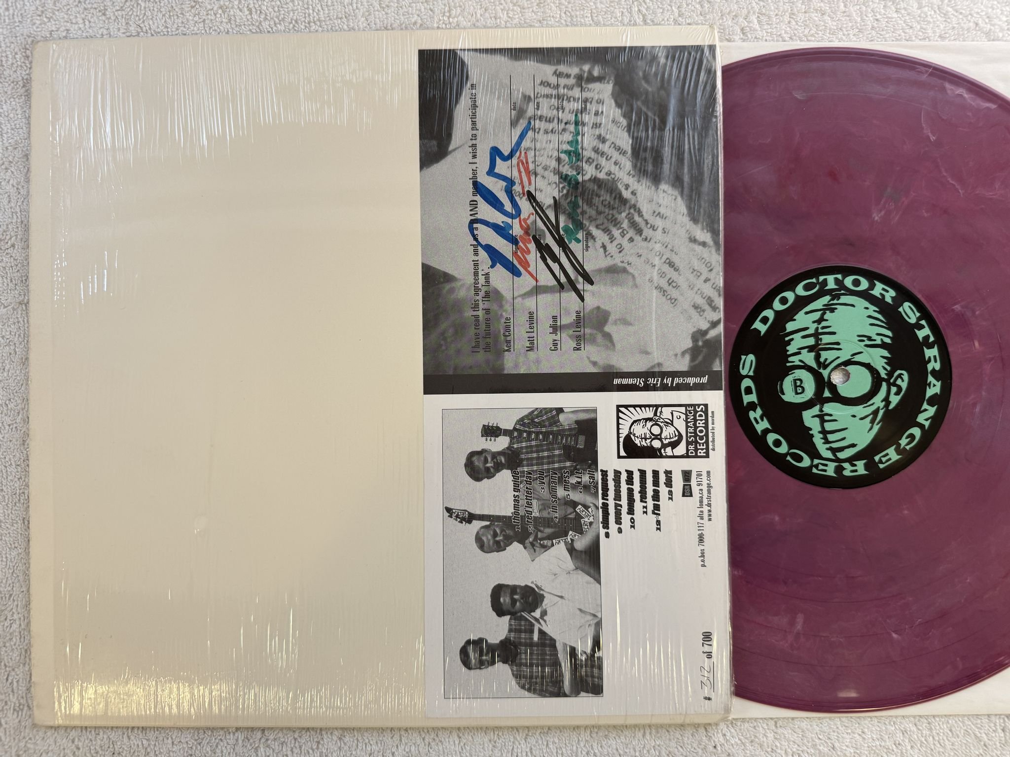 Omslagsbild för skivan THE TANK there is no "I" in band LP -99 US DR STRANGE DSR-072 ** SIGNED **