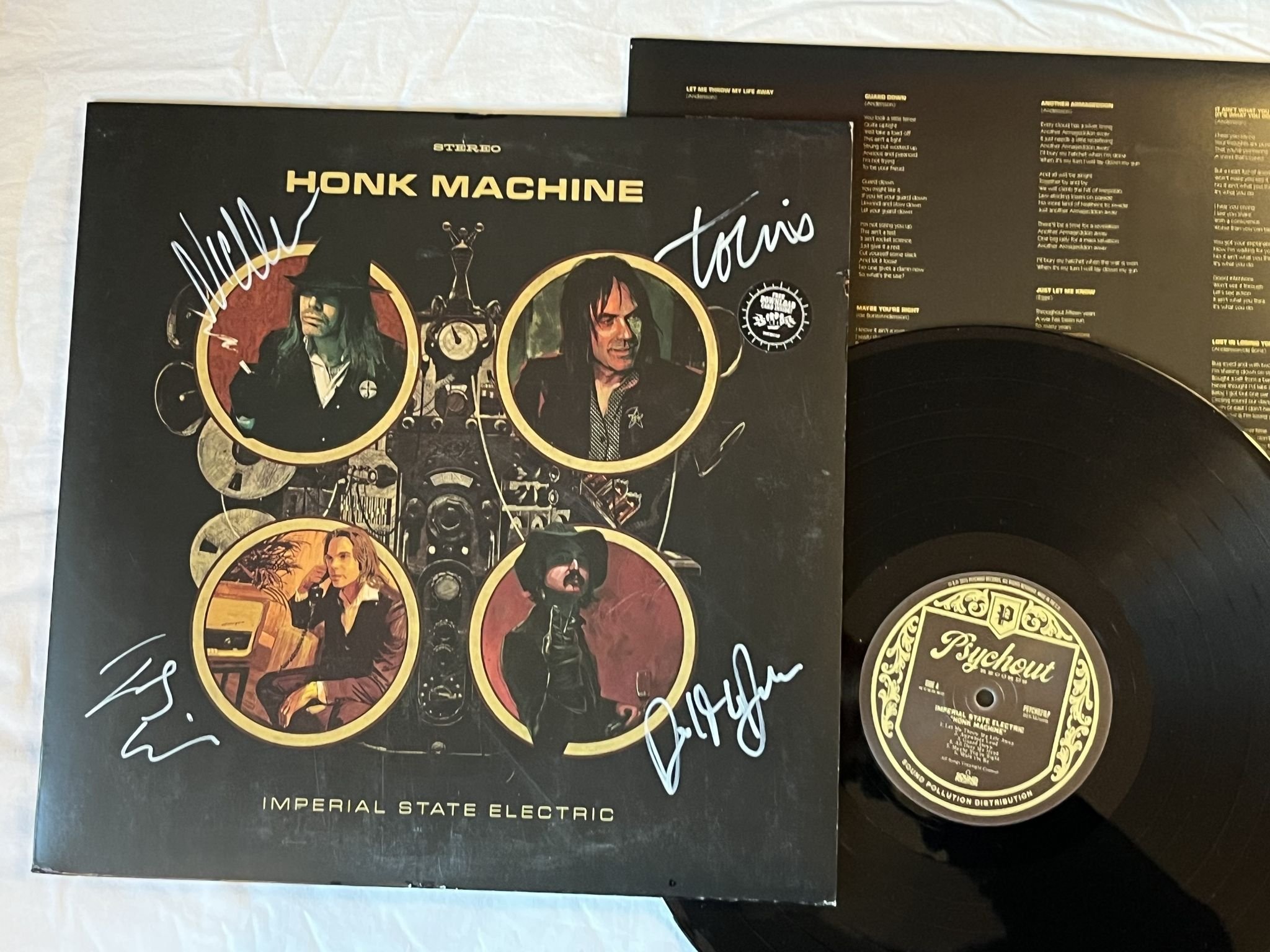 Omslagsbild för skivan IMPERIAL STATE ELECTRIC honk machine LP 2015 Swe PSYCH021LP *** FULLY SIGNED **