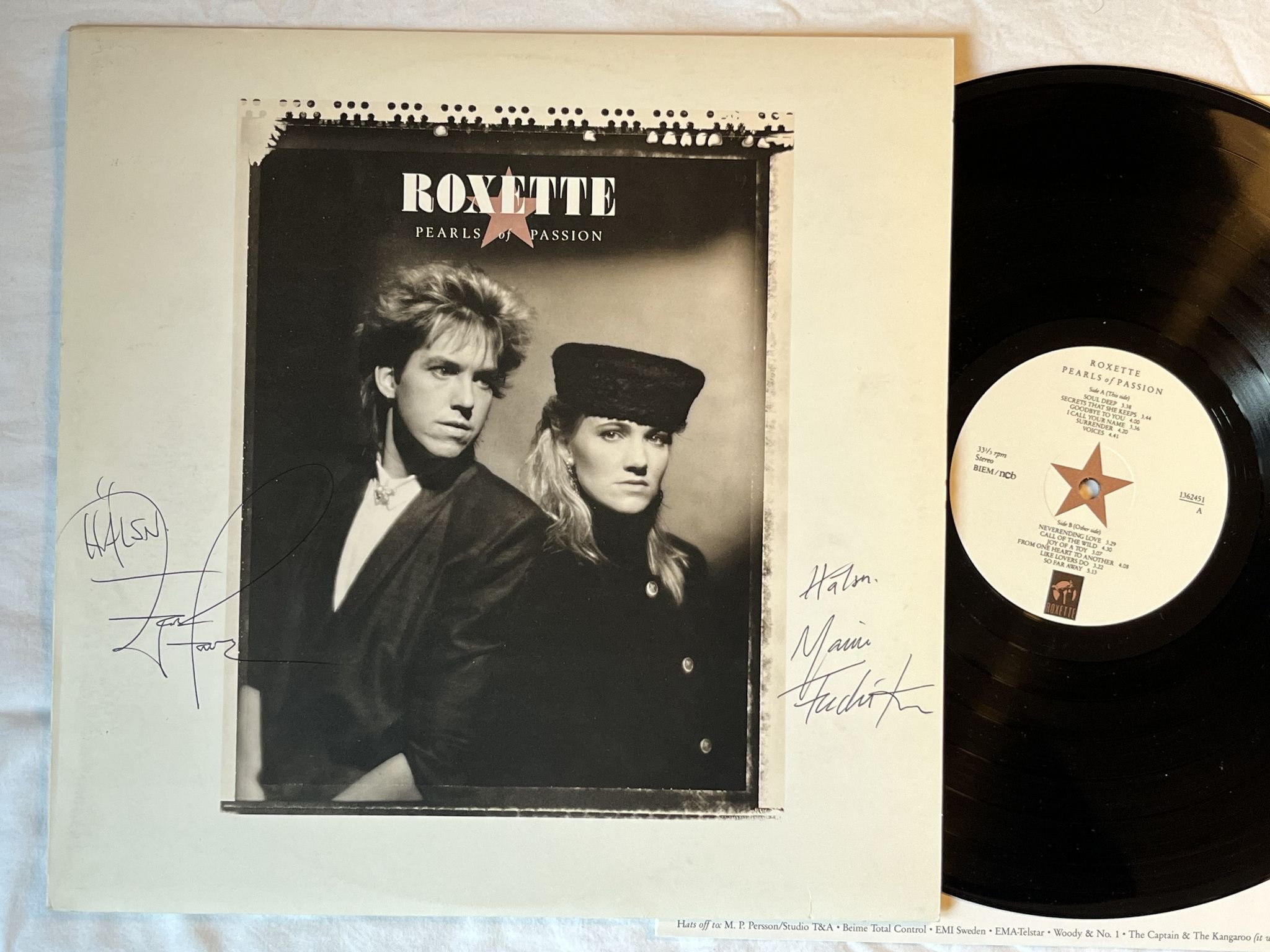 Omslagsbild för skivan ROXETTE Pearls Of Passion LP -86 EMI 1362451 ** FULLY SIGNED **