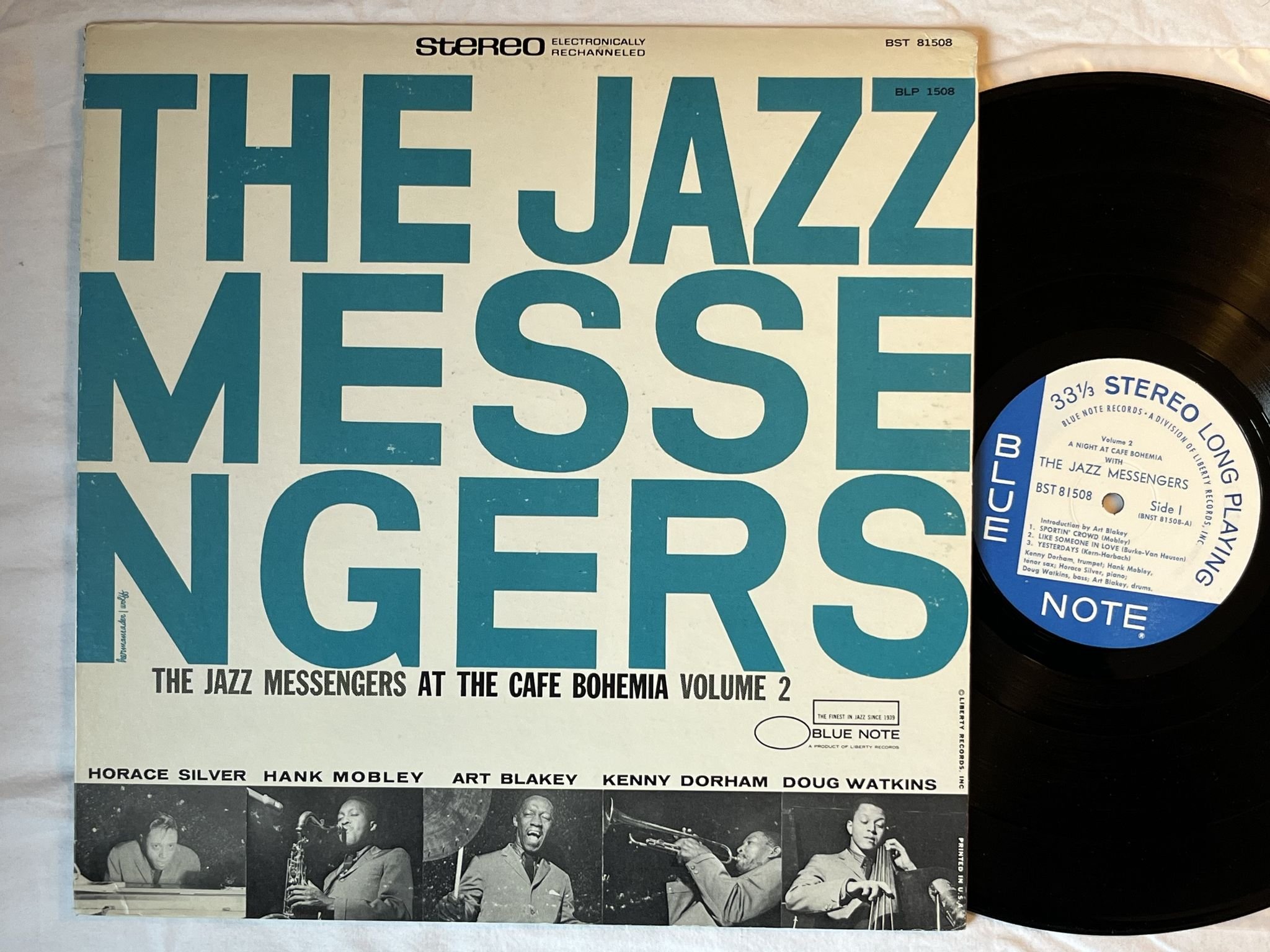 Omslagsbild för skivan THE JAZZ MESSENGERS at the Cafe Bohemia Vol 2 LP -66 US BLUE NOTE ** SIGNED **
