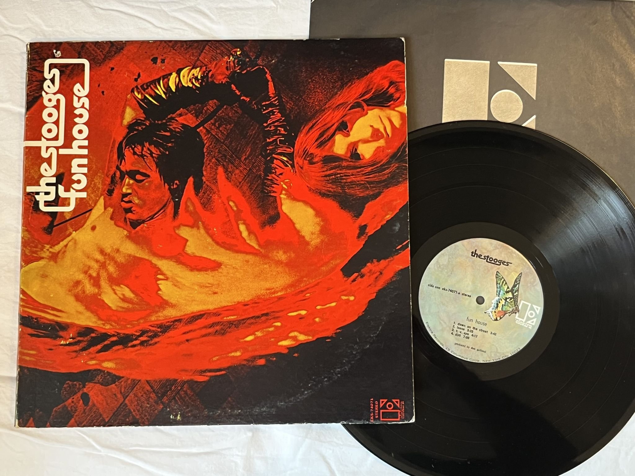 Omslagsbild för skivan THE STOOGES Fun House LP -70 US ELEKTRA EKS-74071 *** CLASSIC ***