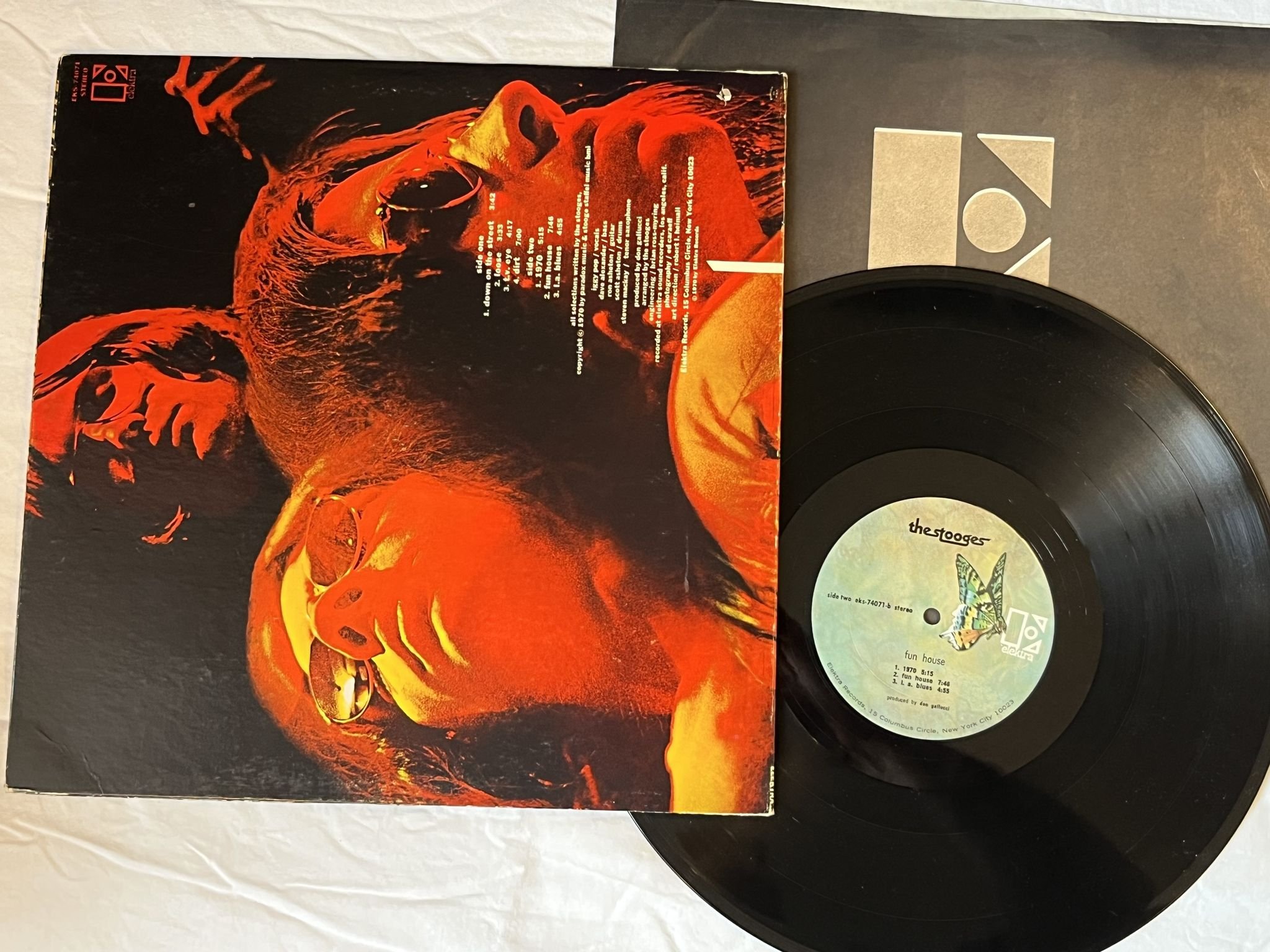 Omslagsbild för skivan THE STOOGES Fun House LP -70 US ELEKTRA EKS-74071 *** CLASSIC ***