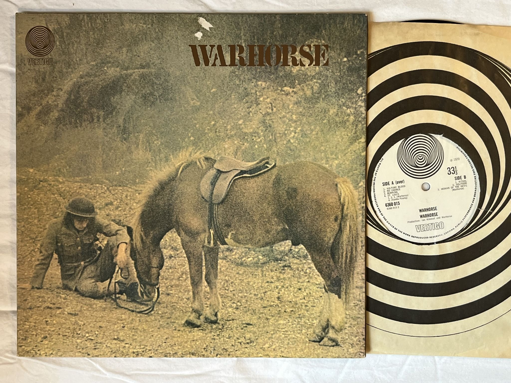 Omslagsbild för skivan WARHORSE s/t LP -70 UK -70 VERTIGO 6360015 *** PROG ROCK ***