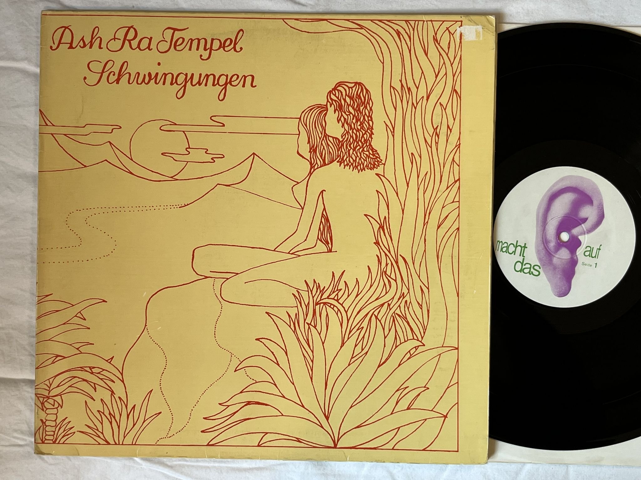 Omslagsbild för skivan Ash Ra Tempel – Schwingungen LP -72 Ger OHR OMM 556020 *** Kraut ***