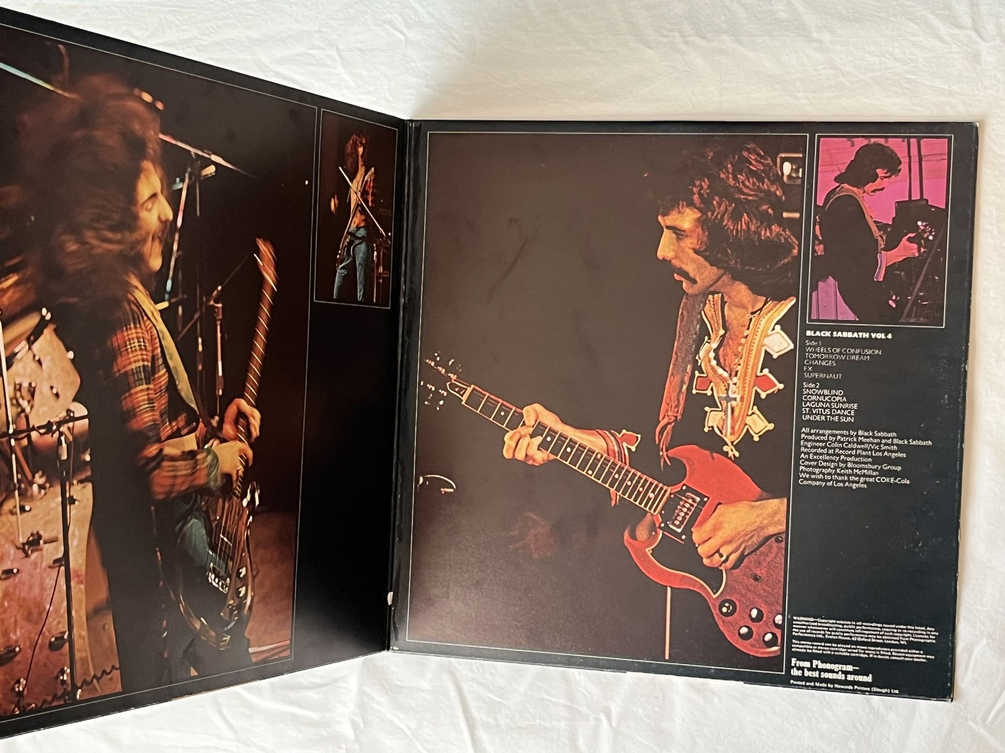 Omslagsbild för skivan THE BLACK SABBATH vol 4 LP -72 UK VERTIGO 6360 071 swirl