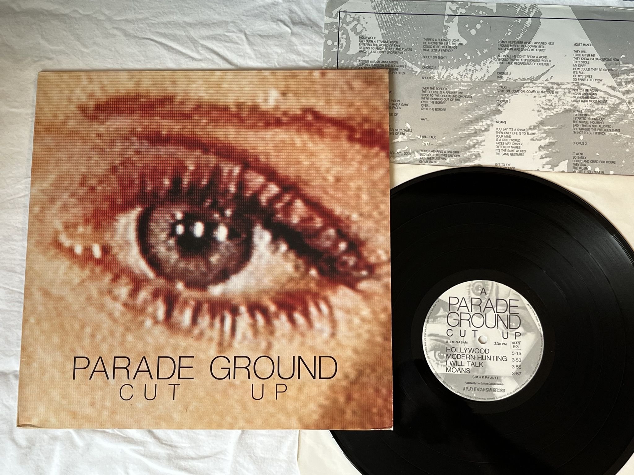 Omslagsbild för skivan PARADE GROUND Cut Up LP -88 PLAY IT AGAIN SAM BIAS 93 *** SYNTH / DARKWAVE ***