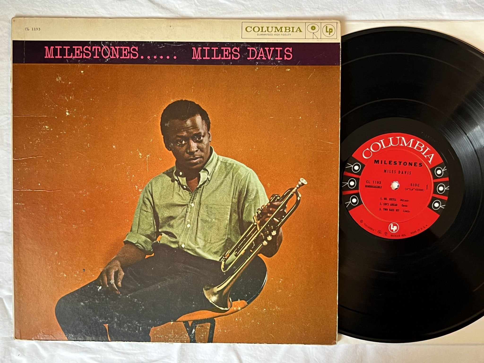 Omslagsbild för skivan MILES DAVIS milestones LP -58 US Six-Eyed COLUMBIA mono CL 1193