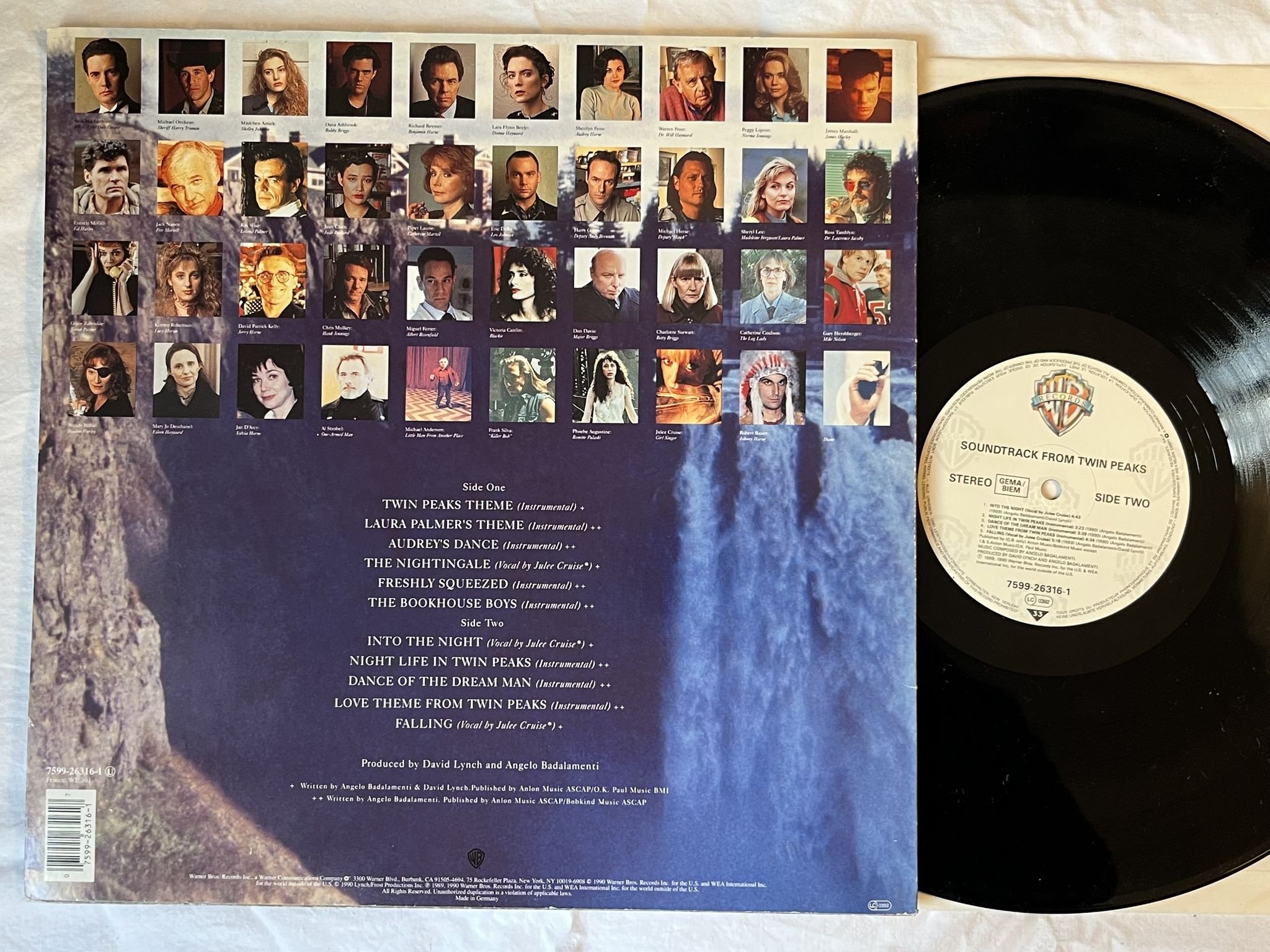 Omslagsbild för skivan ANGELO BADALAMENTI twin Peaks LP -90 WARNER BROS 7599-26316-1 * David Lynch *