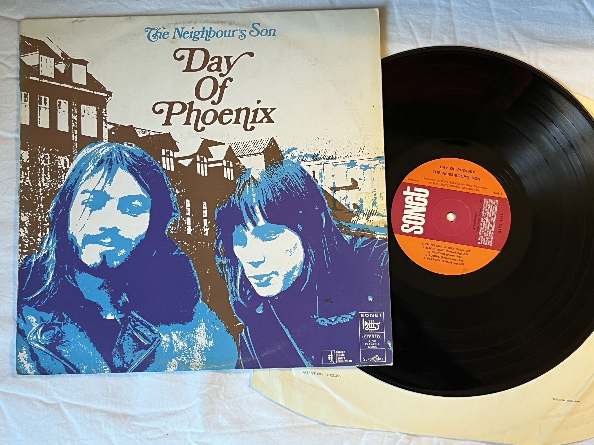 Omslagsbild för skivan DAY OF PHOENIX the neighbour's son LP -72 Den SONET SLPS 1541 *** PROG ***